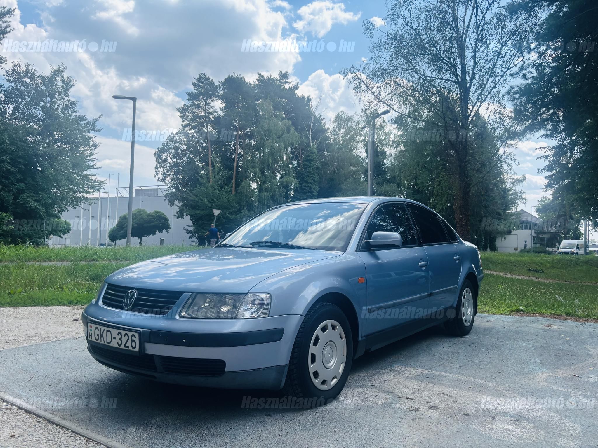 VOLKSWAGEN PASSAT V 1997/7 - 1