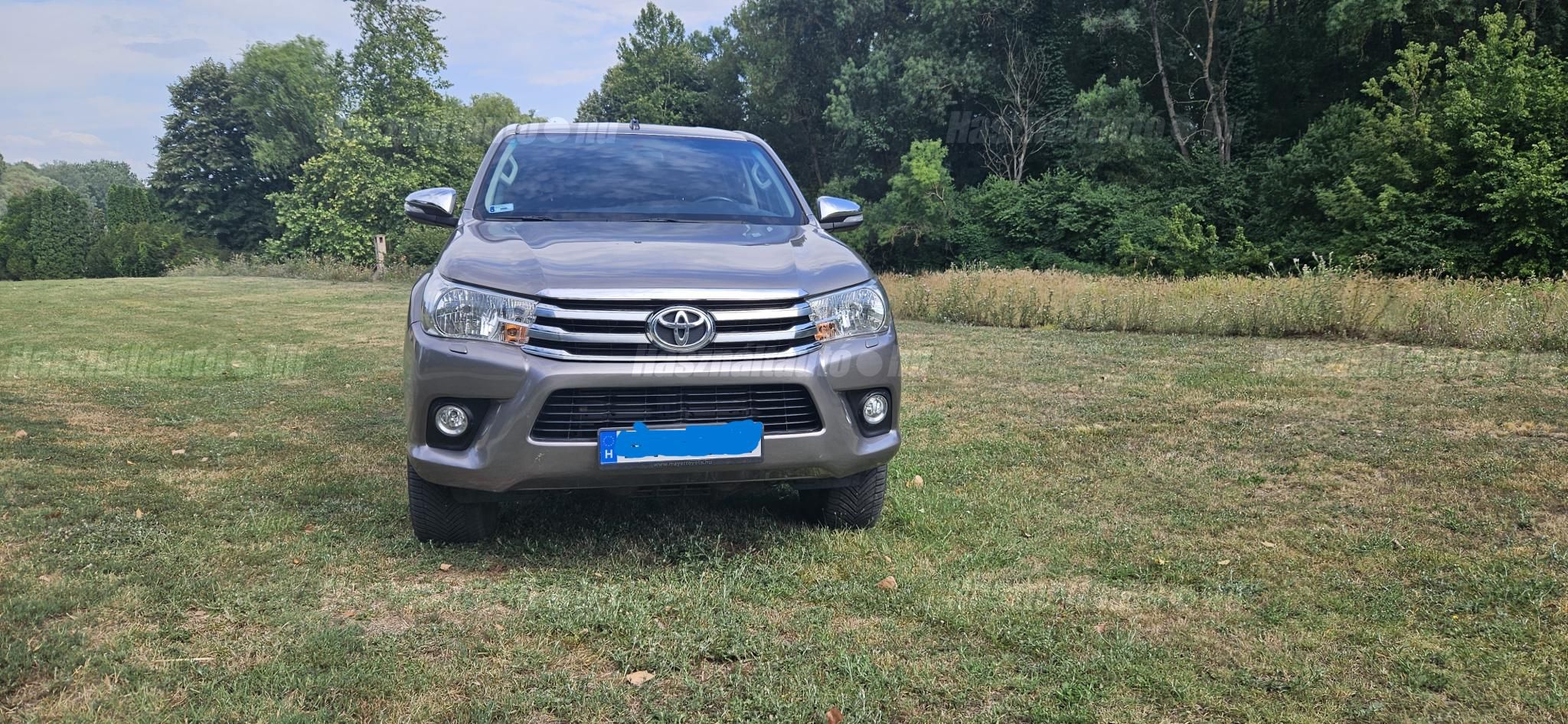TOYOTA HILUX 2016/9 - 1