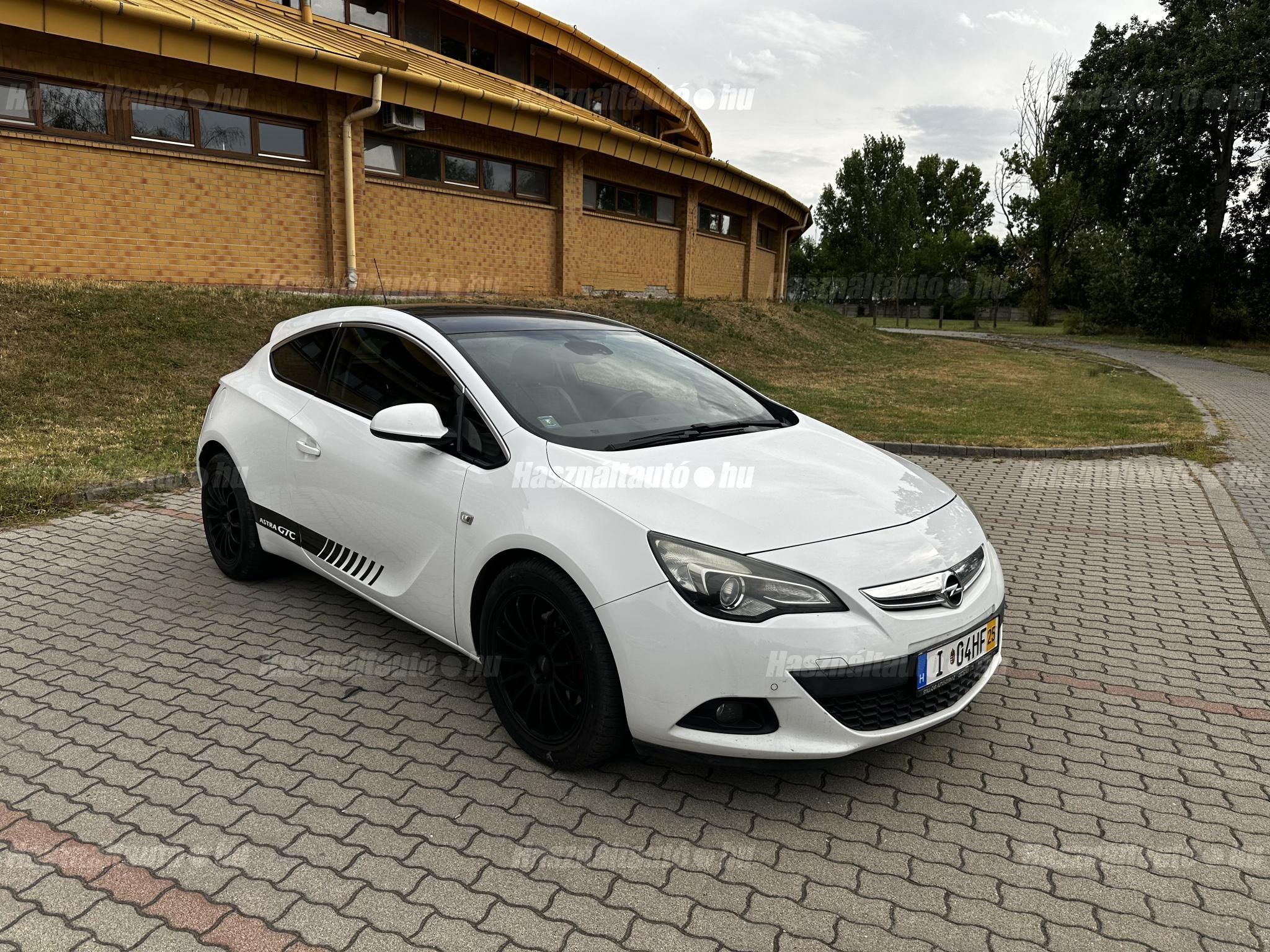 OPEL ASTRA J 2013 - 1