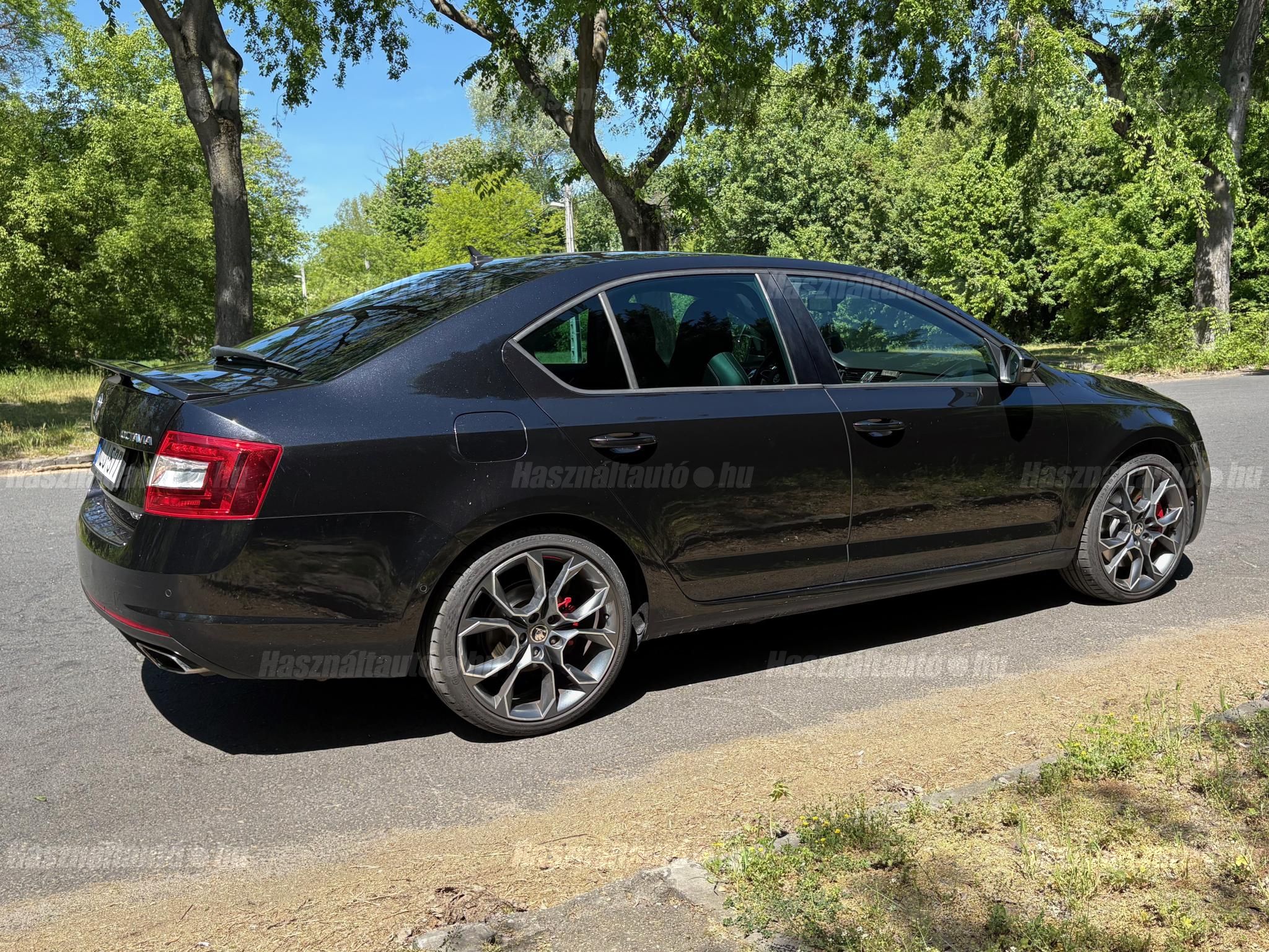 SKODA OCTAVIA 2013/10 - 1