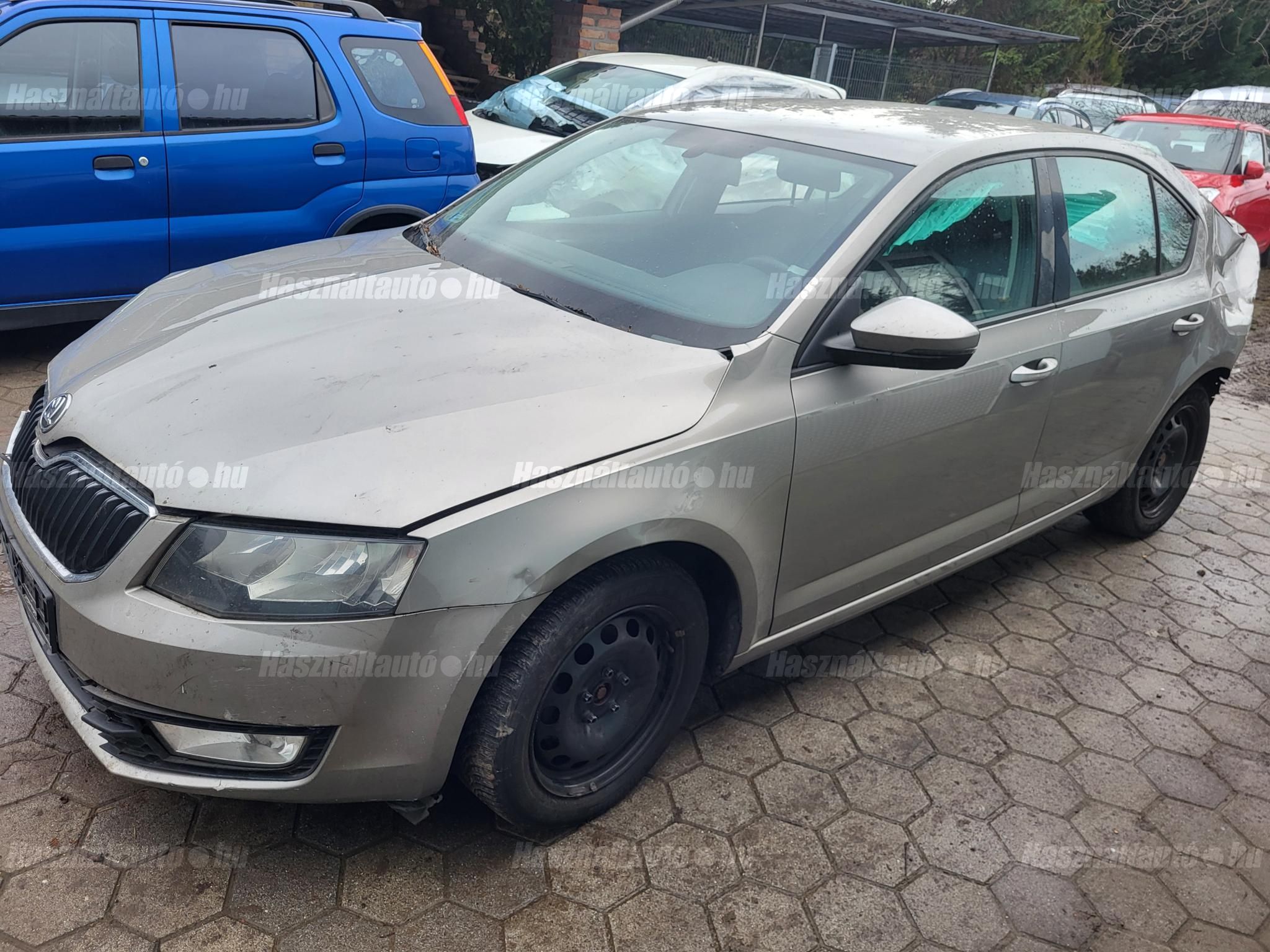 SKODA OCTAVIA 2014/7 - 1