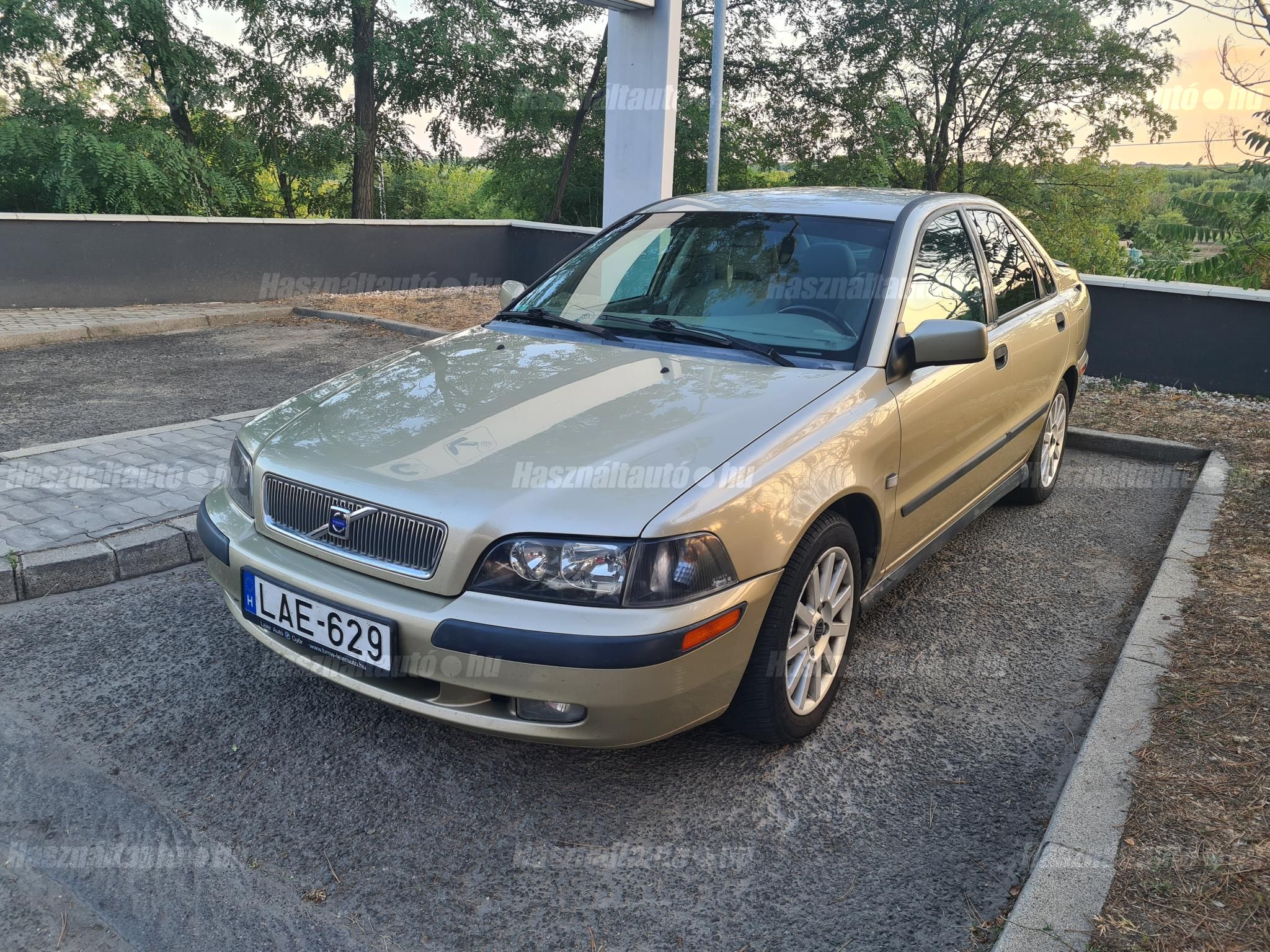 VOLVO S40 2001/8 - 1