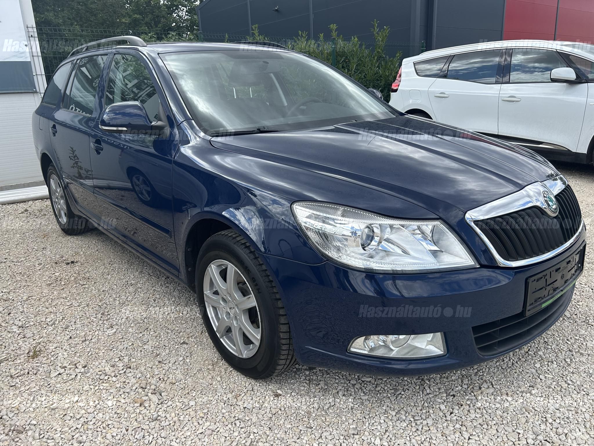 SKODA OCTAVIA 2011/10 - 1