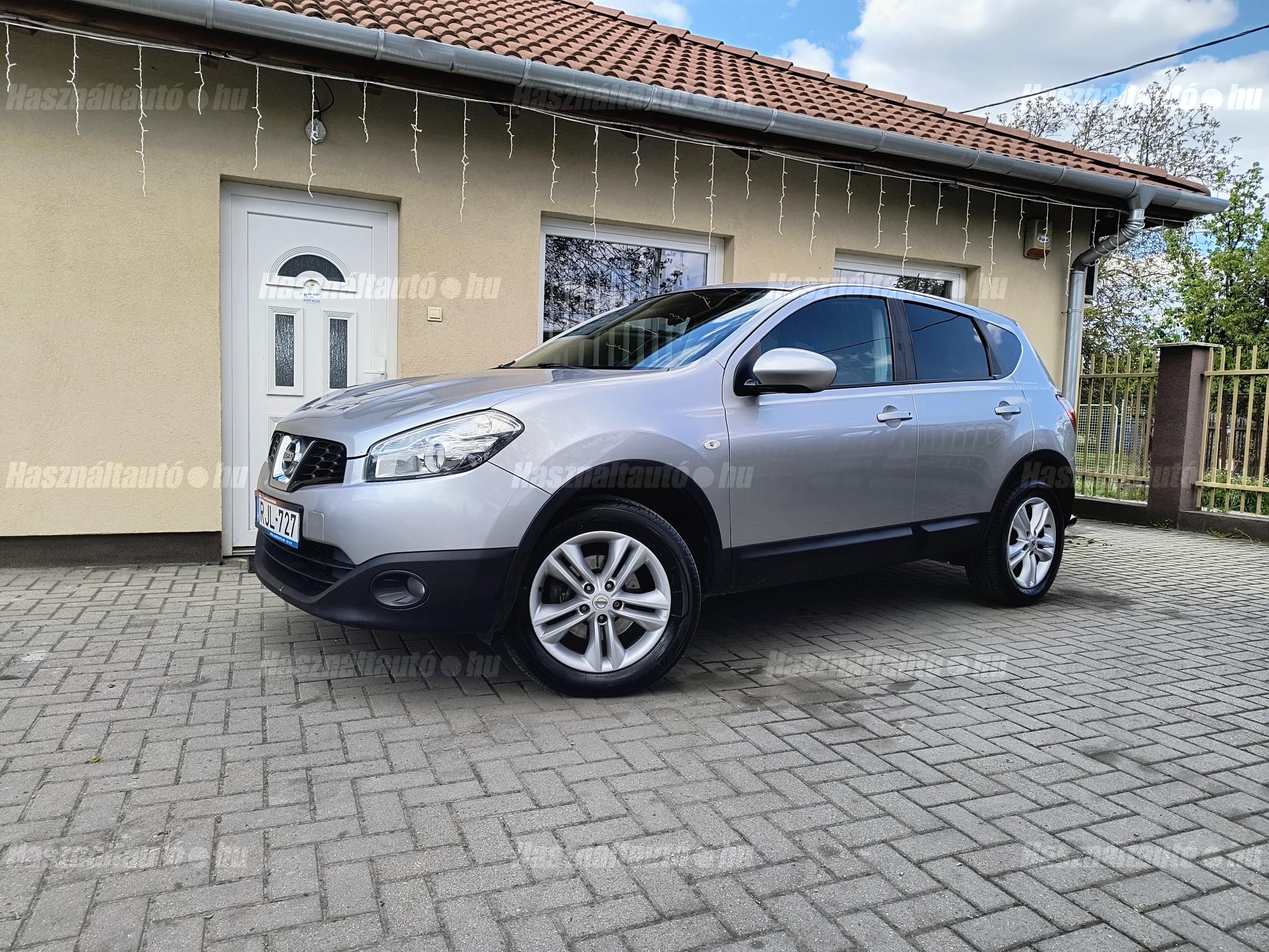 NISSAN QASHQAI 2012/6 - 1