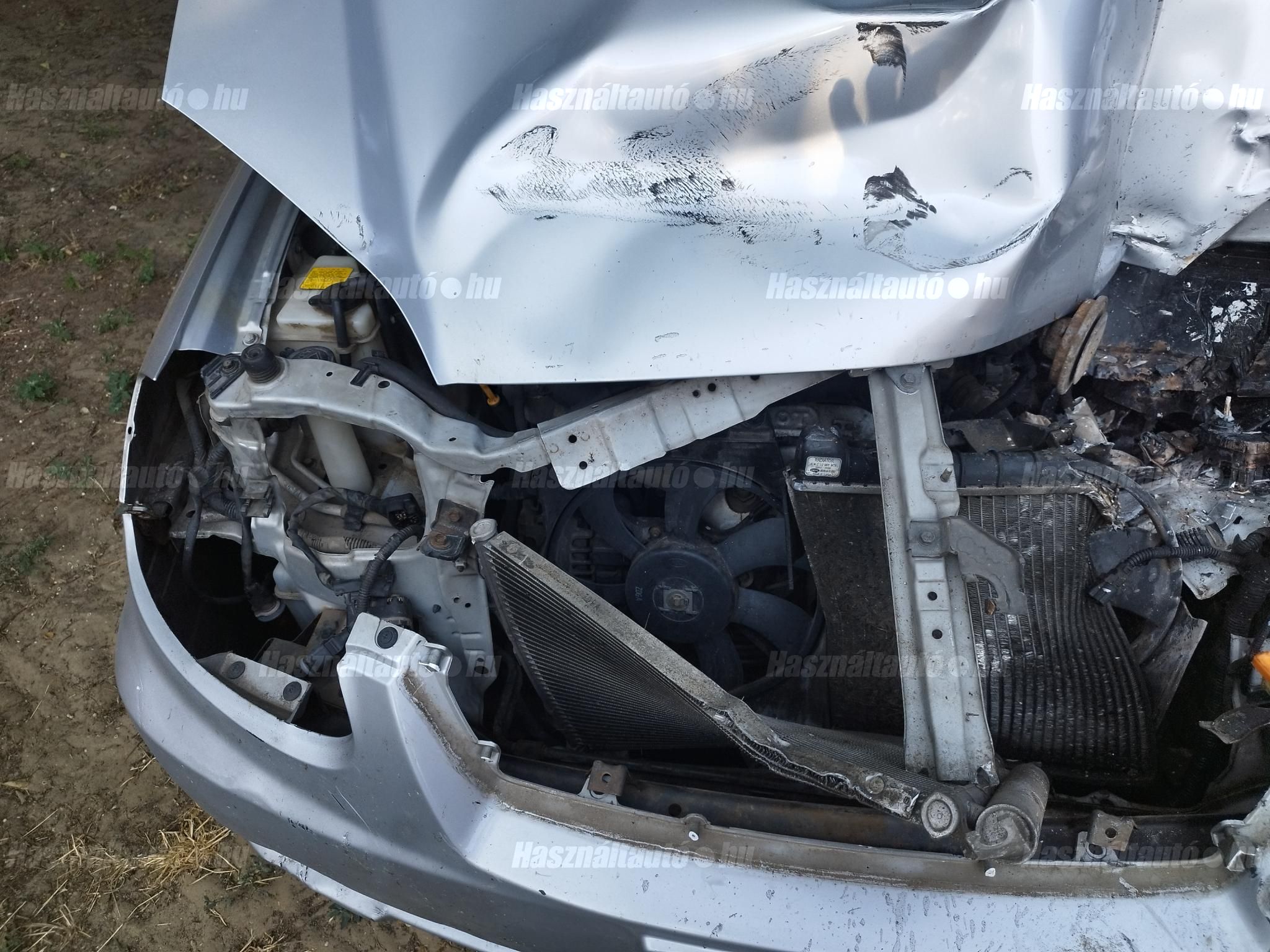HYUNDAI ACCENT 2004/8 - 1