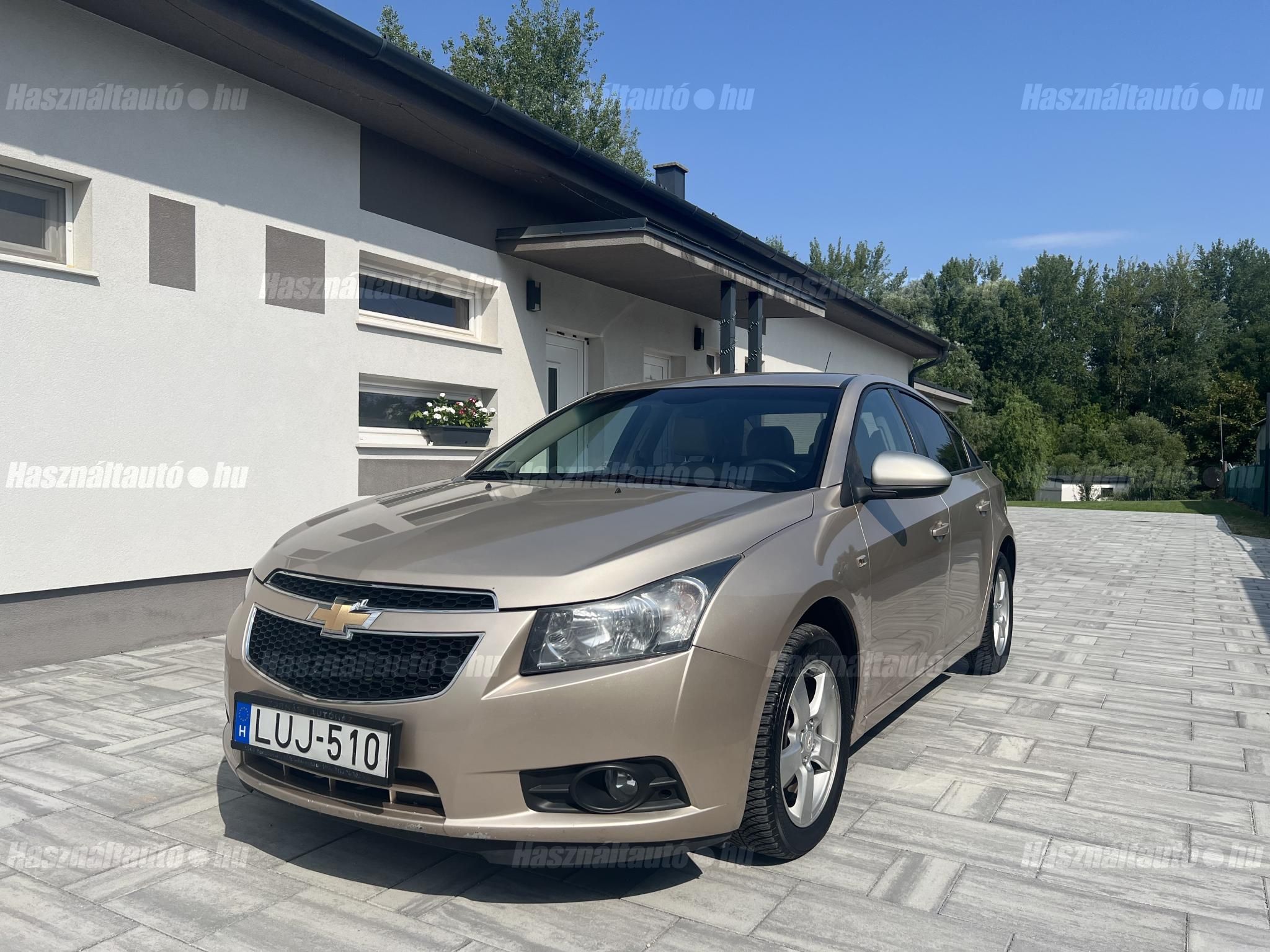 CHEVROLET CRUZE 2010 - 1