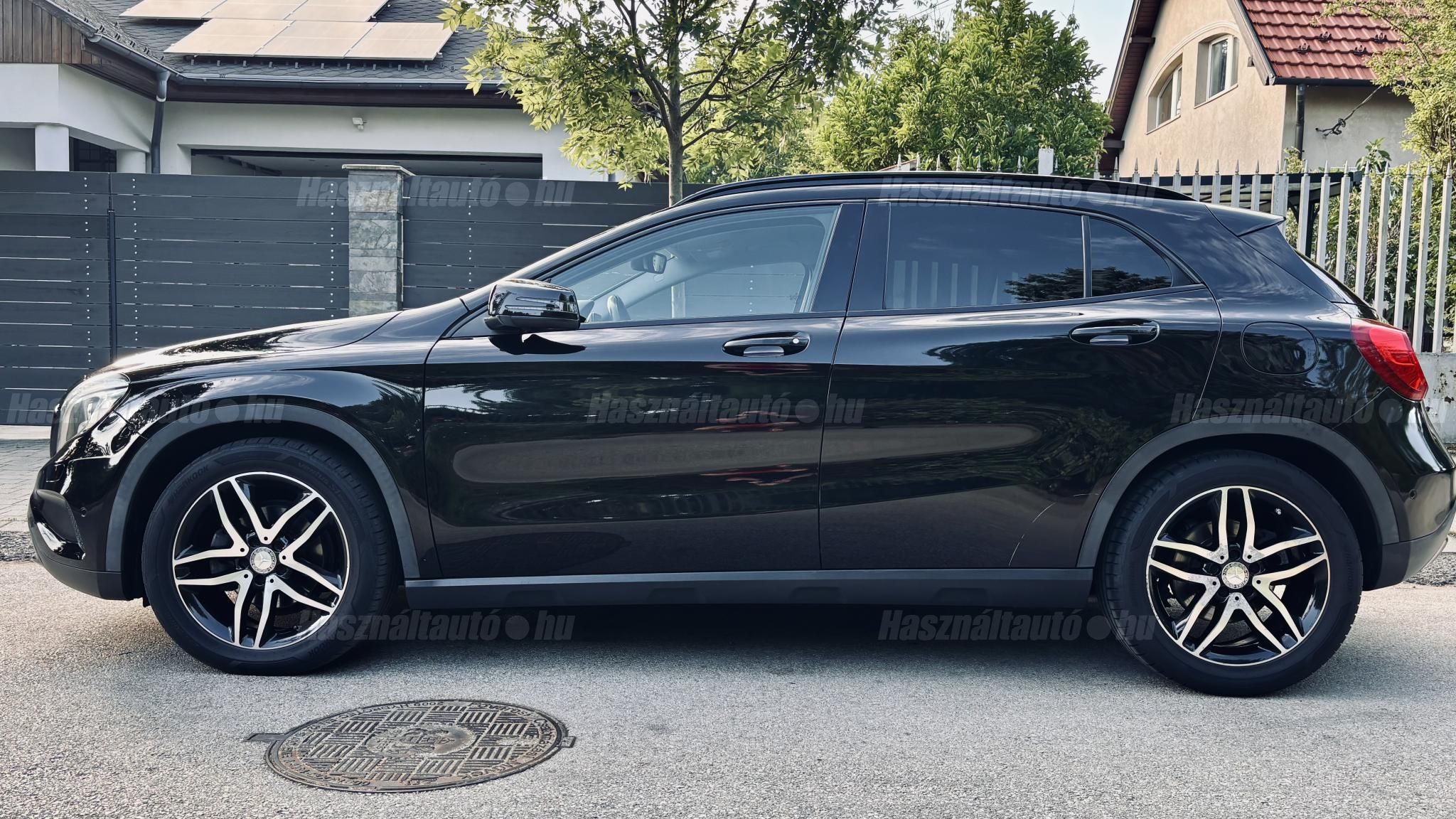 MERCEDES-BENZ GLA 200 2014/9 - 1