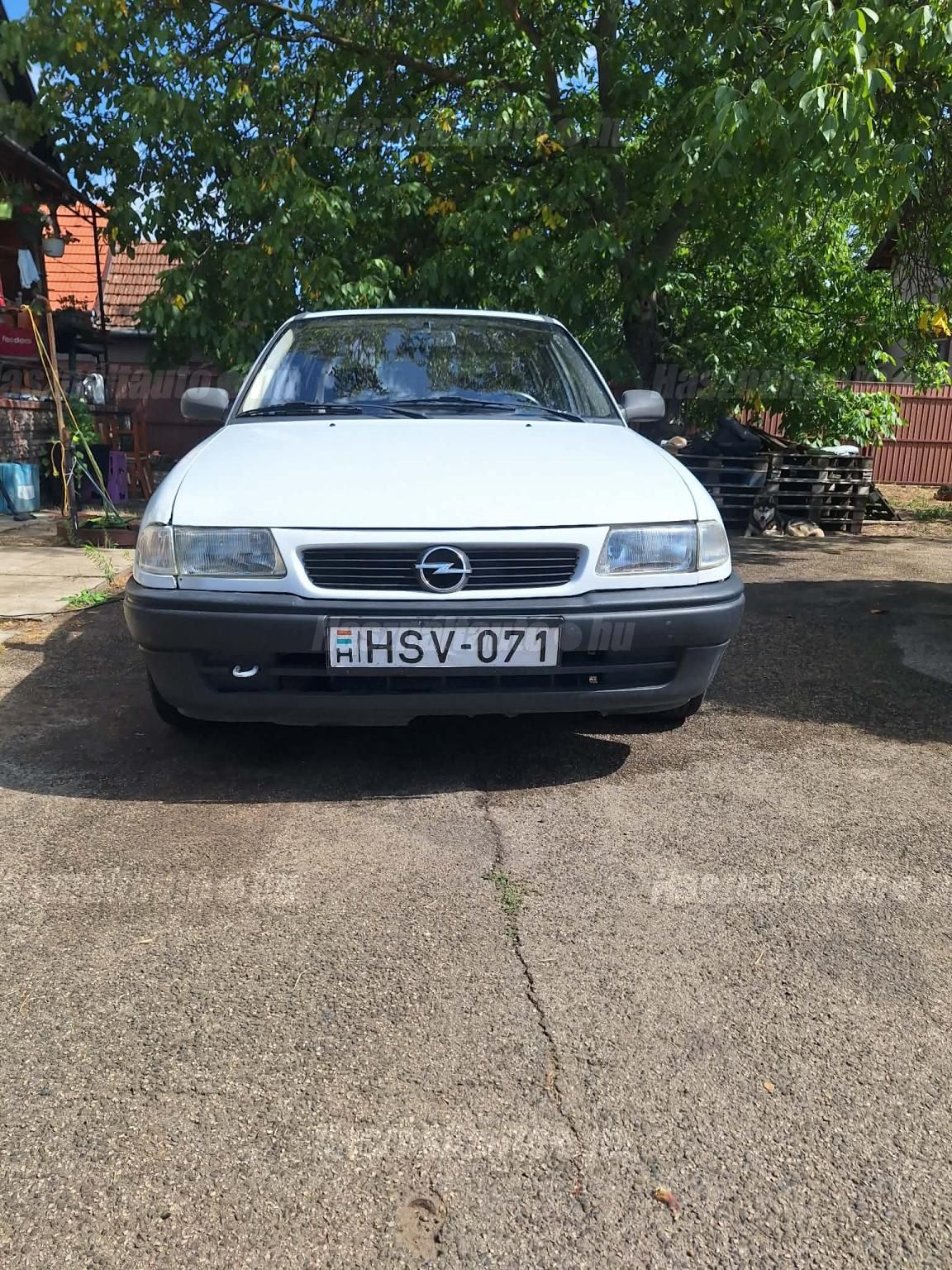OPEL ASTRA F 2001/6 - 1