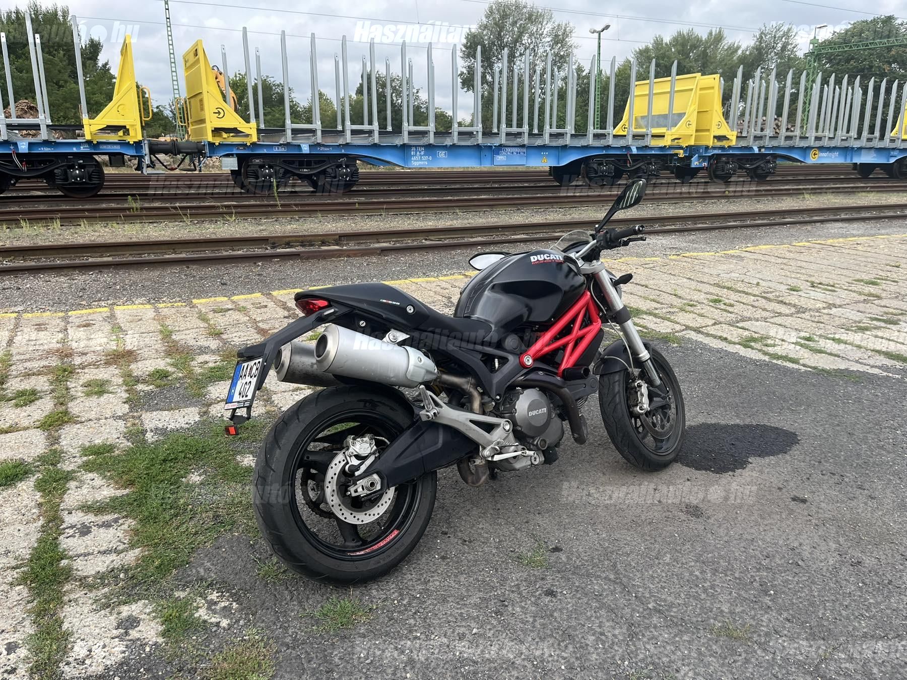 DUCATI MONSTER 696 2009 - 1