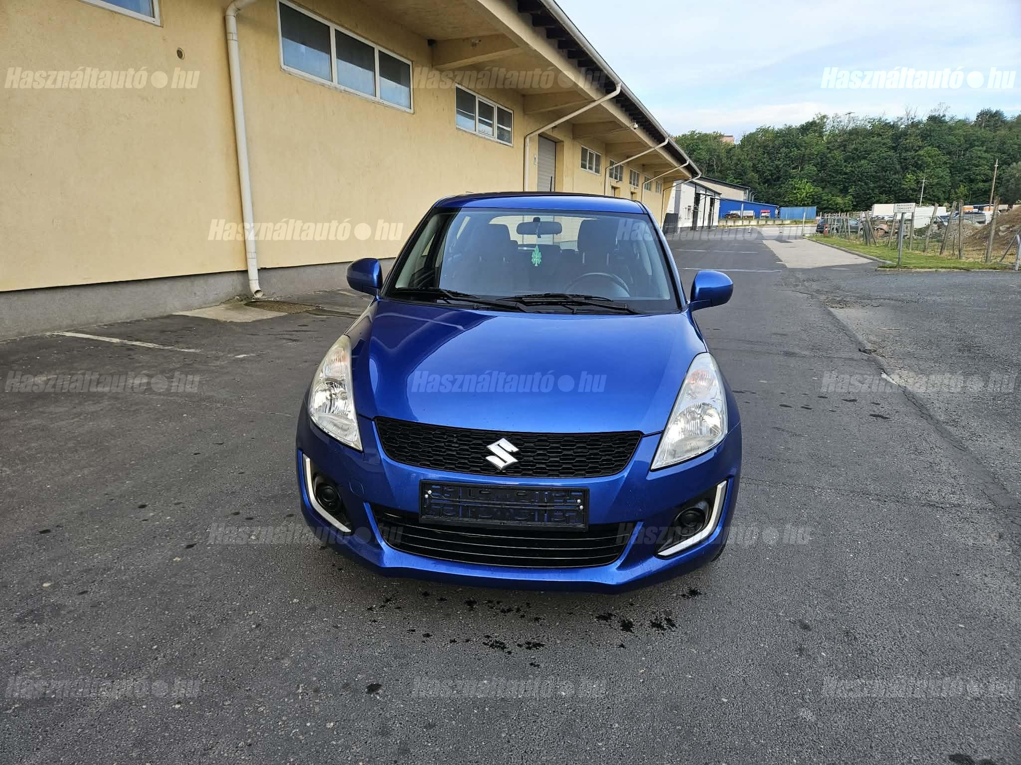 SUZUKI SWIFT 2015/10 - 1