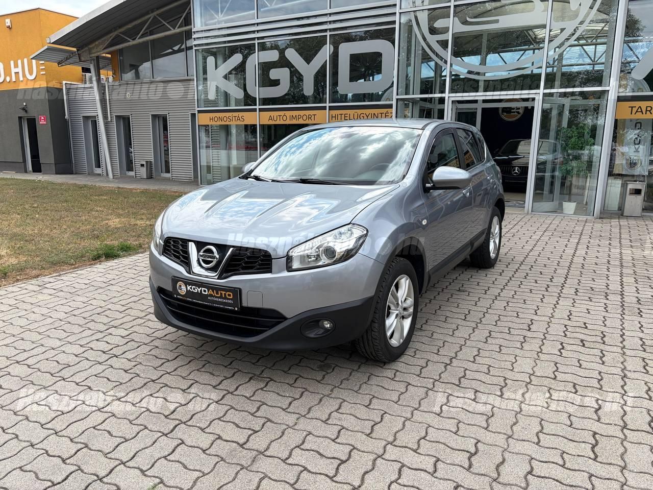 NISSAN QASHQAI 2012/3 - 1