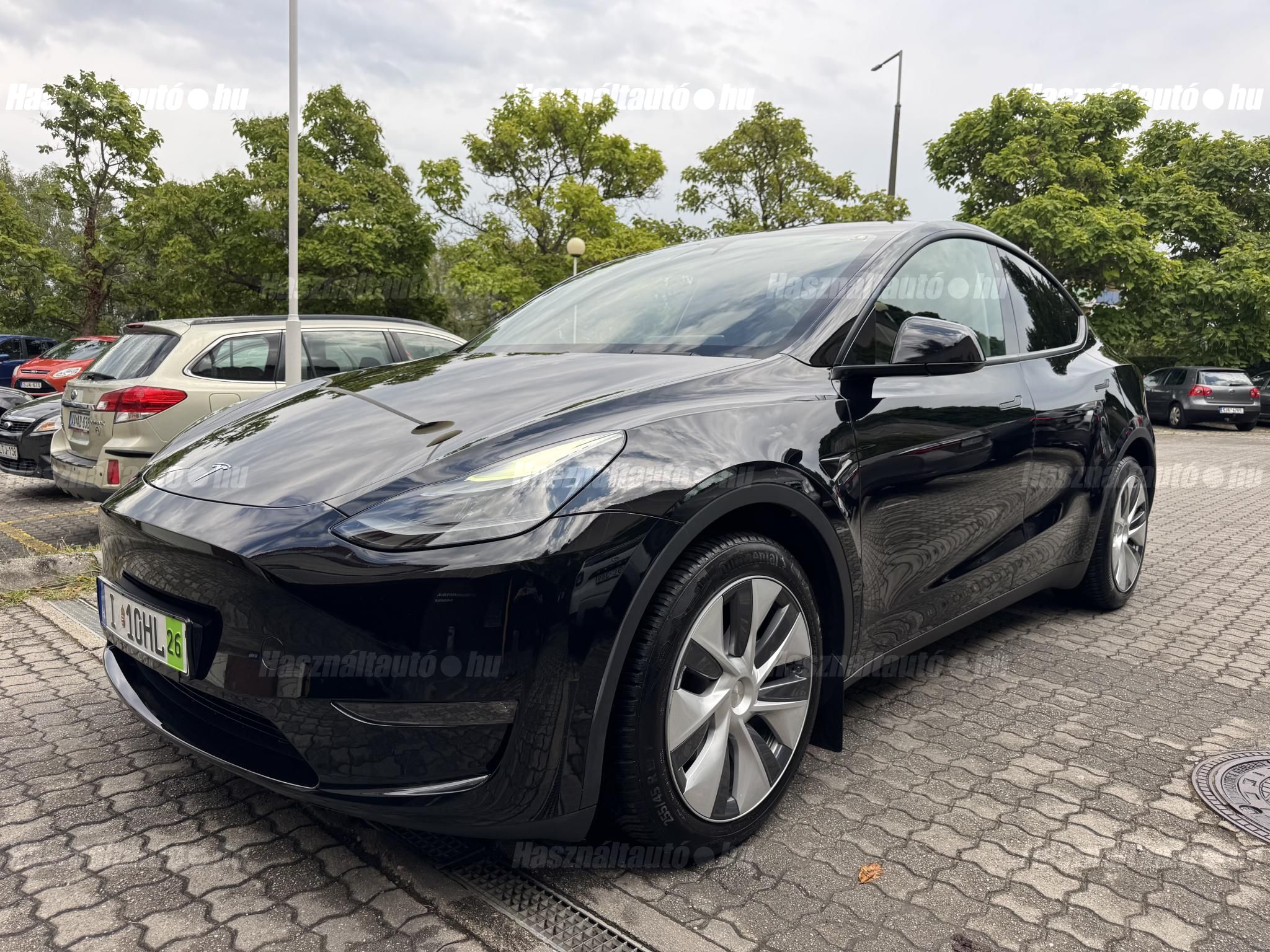 TESLA MODEL Y 2023/6 - 1