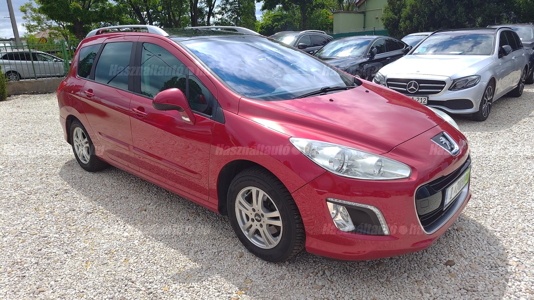 PEUGEOT 308 2011/12 - 1