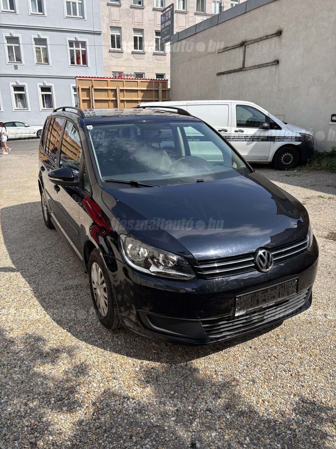 VOLKSWAGEN TOURAN 2013/10 - 1
