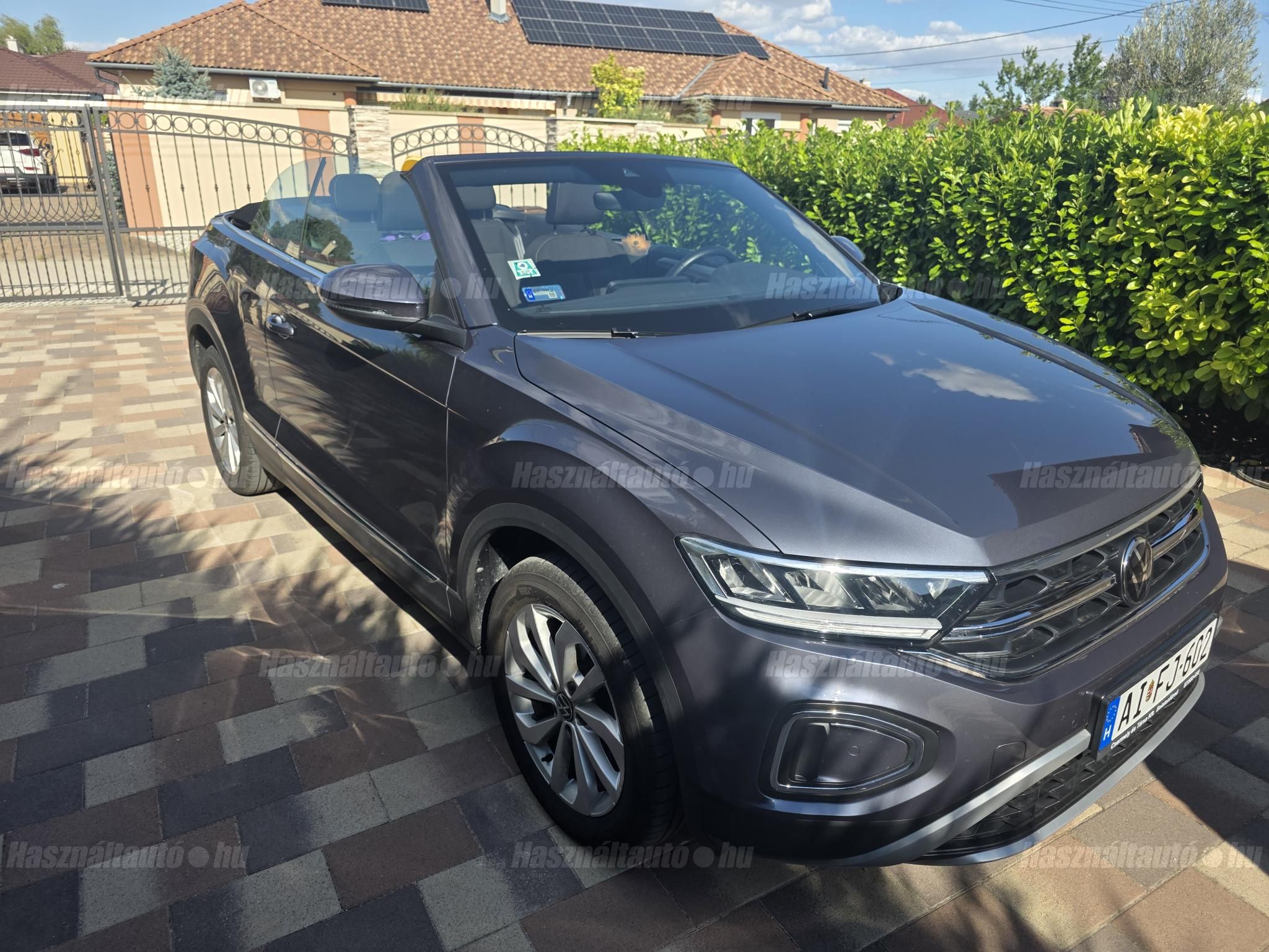 VOLKSWAGEN T-ROC 2024 - 1