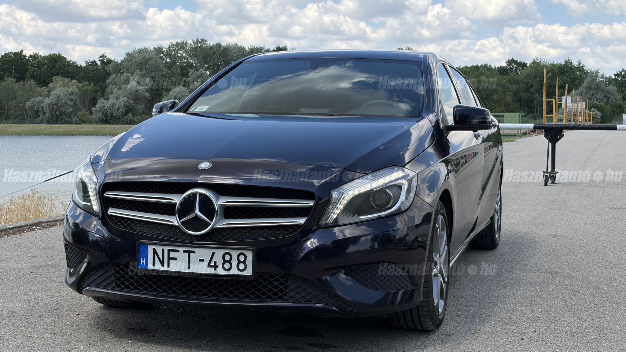 MERCEDES-BENZ A 180 2014 - 1