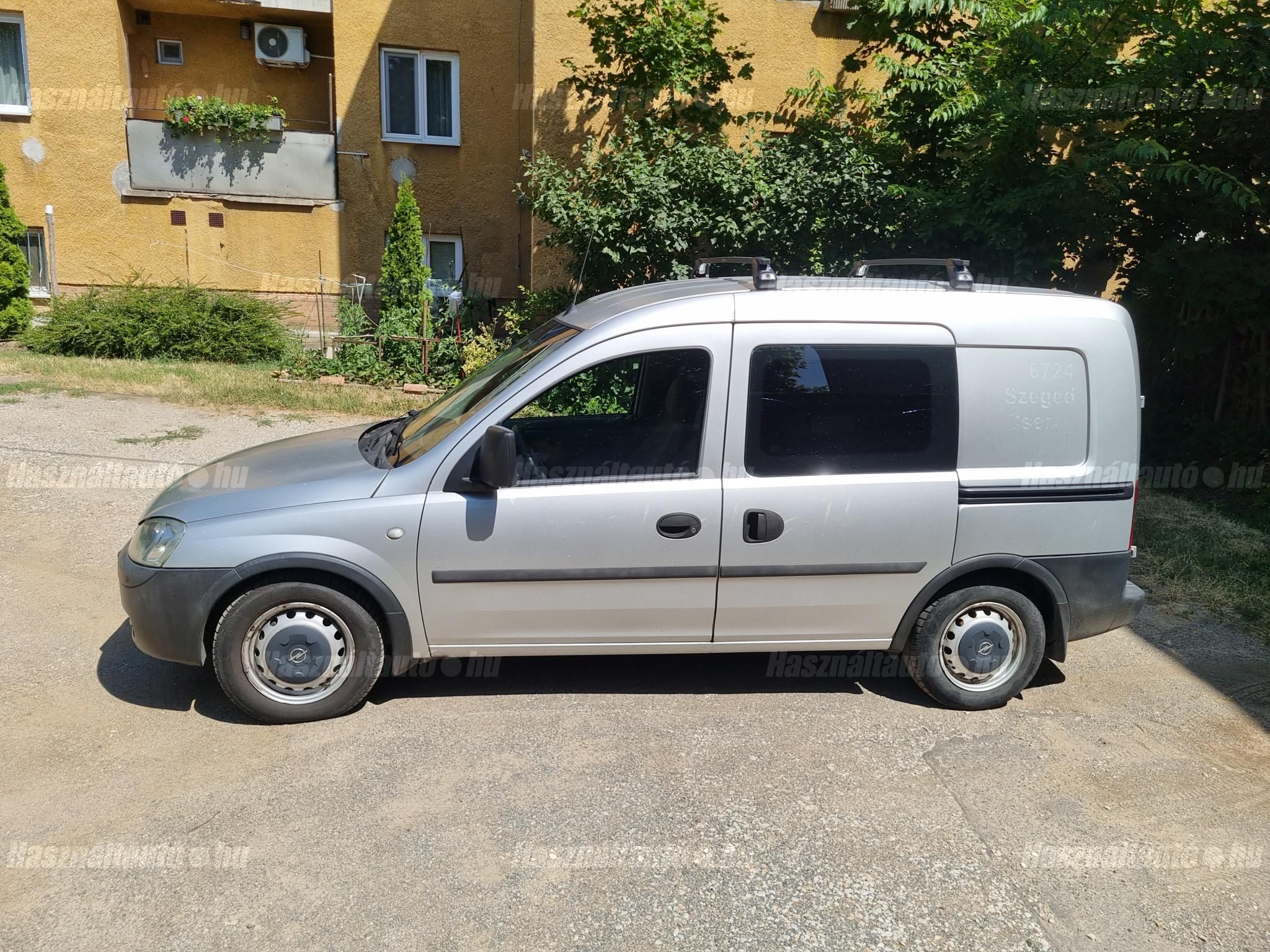 OPEL COMBO 2003/6 - 1