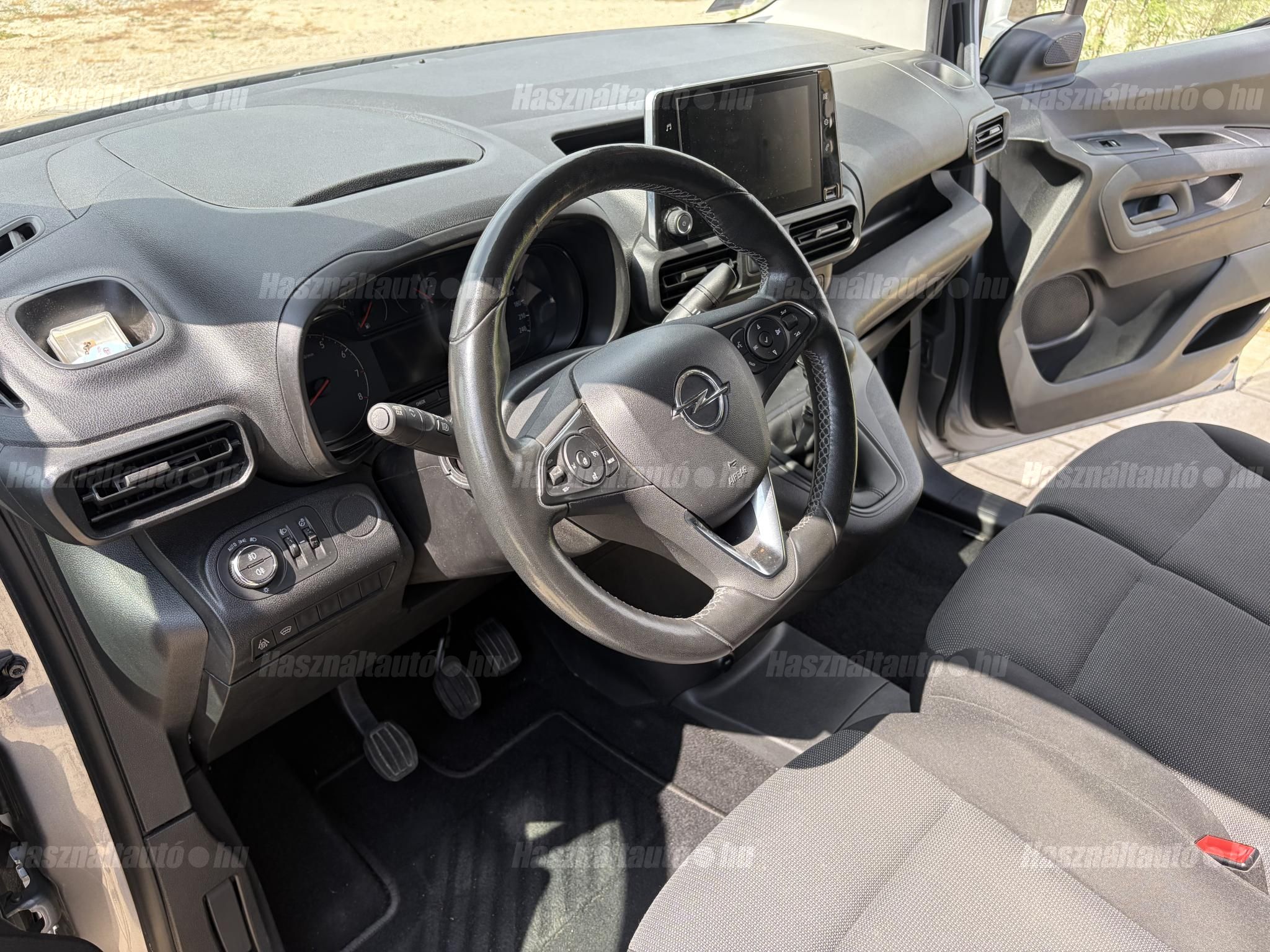 OPEL COMBO 2020/7 - 1