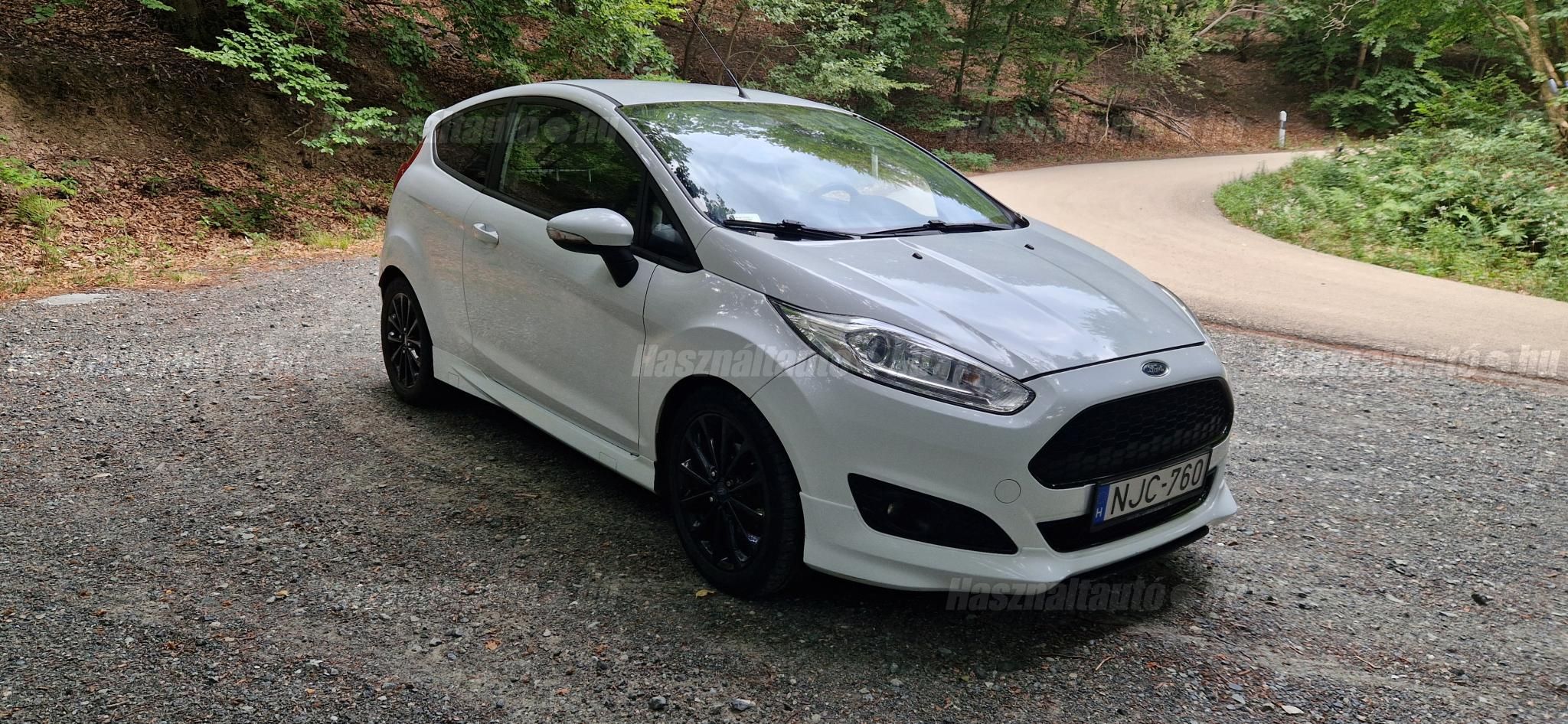 FORD FIESTA 2015/11 - 1