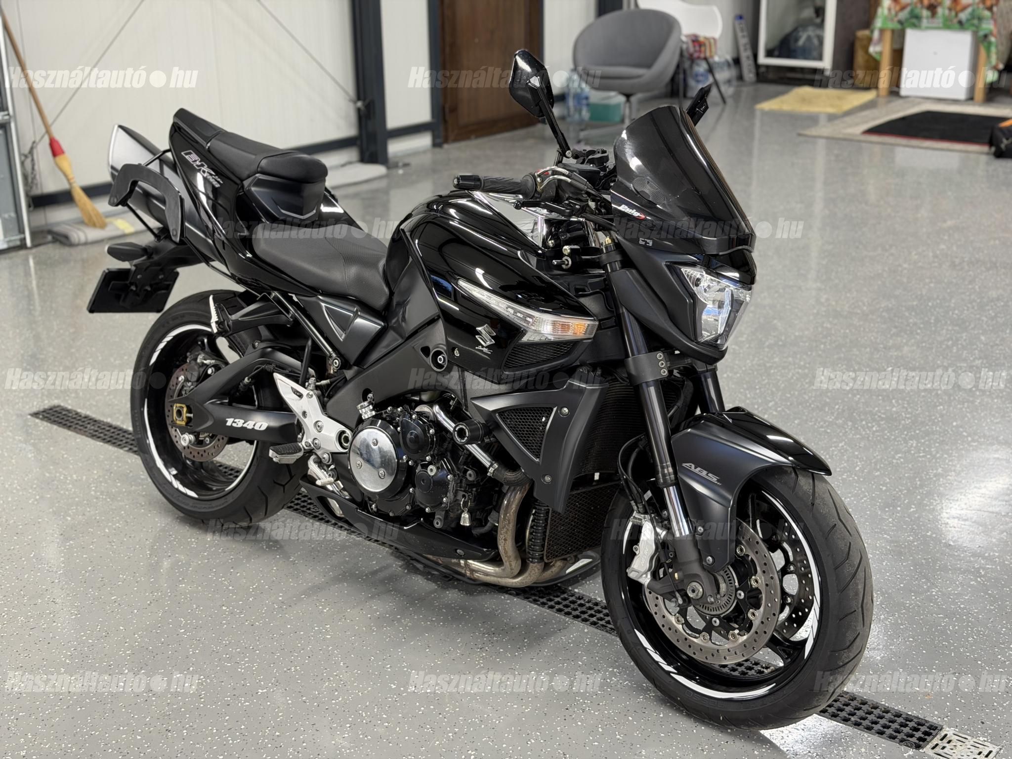 SUZUKI GSX 1300 (B-KING) 2008/8 - 1