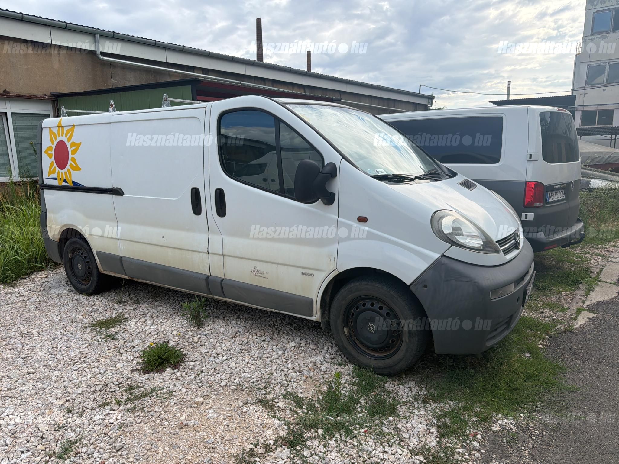 OPEL VIVARO 2005/9 - 1