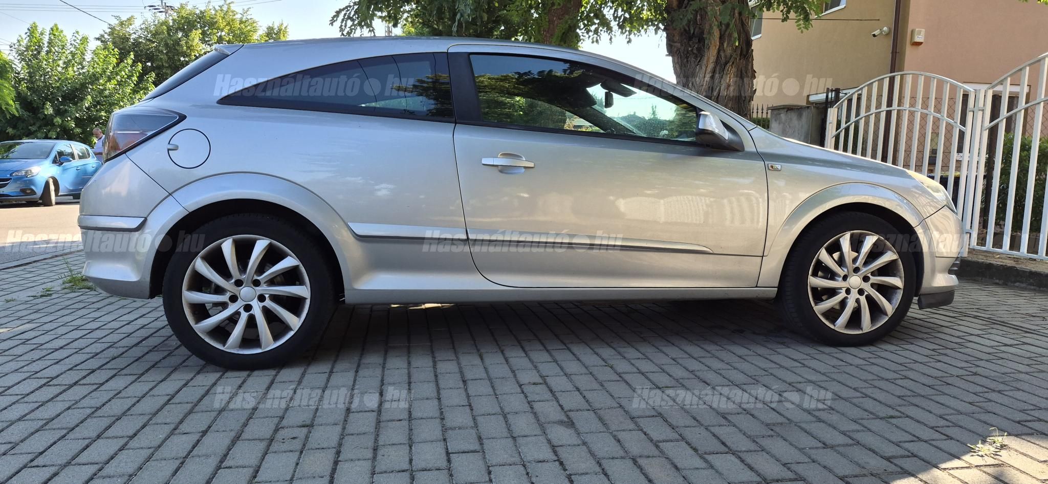 OPEL ASTRA H 2008/4 - 1