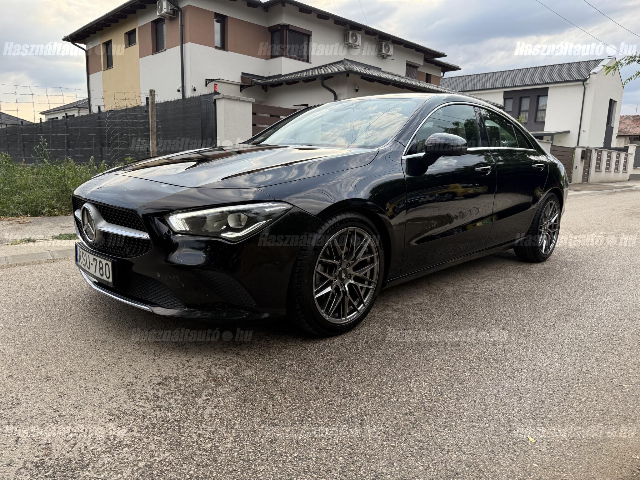 MERCEDES-BENZ CLA 200 2019/9 - 1