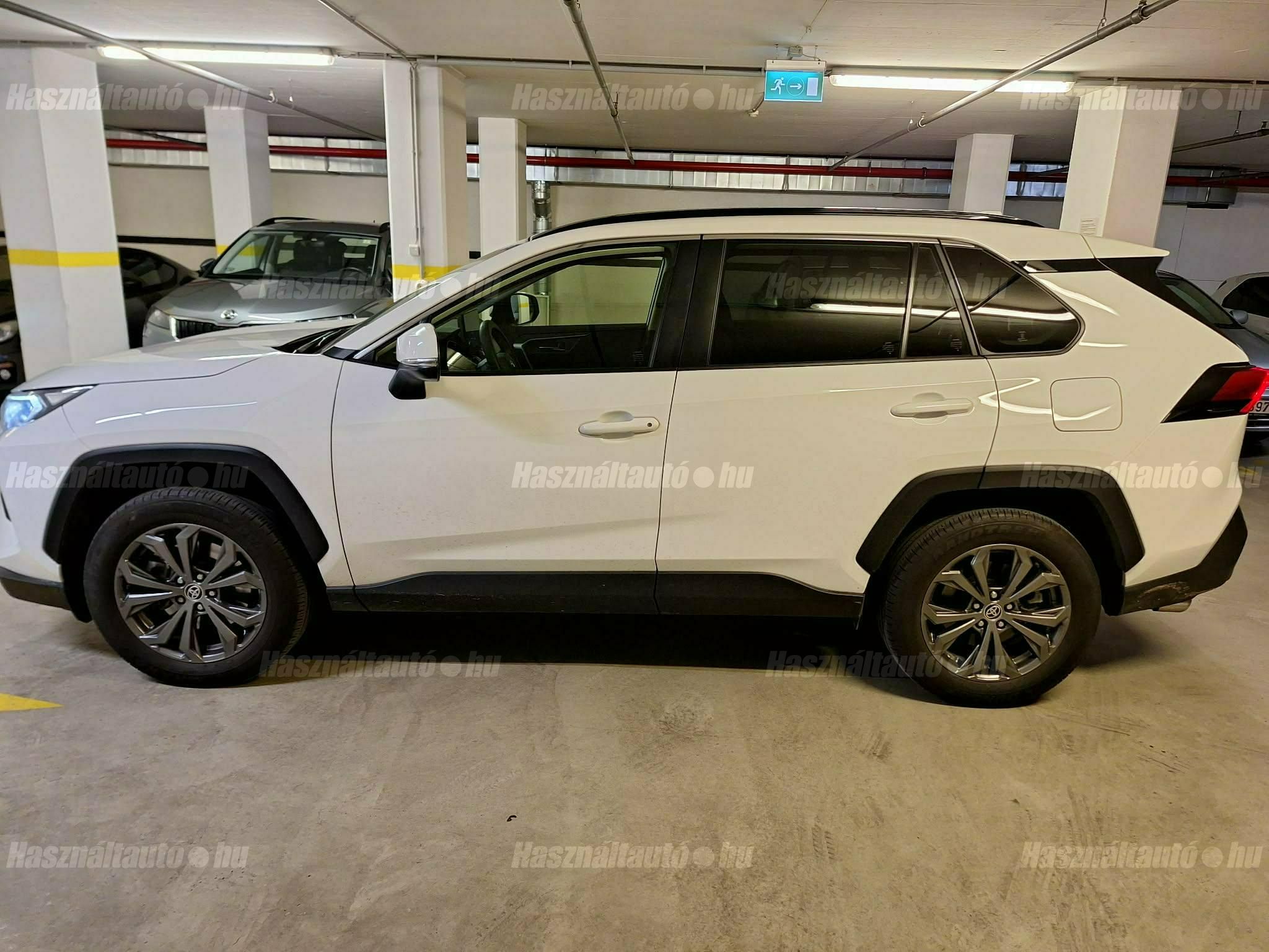 TOYOTA RAV 4 2023/3 - 1