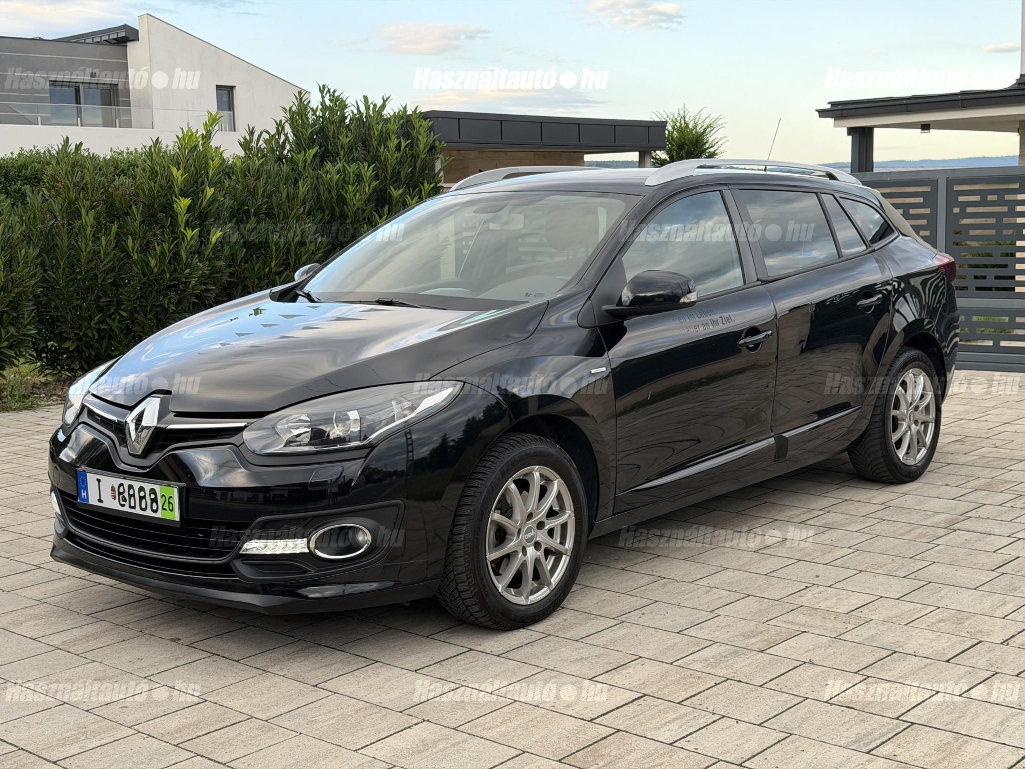 RENAULT MEGANE 2015/7 - 1