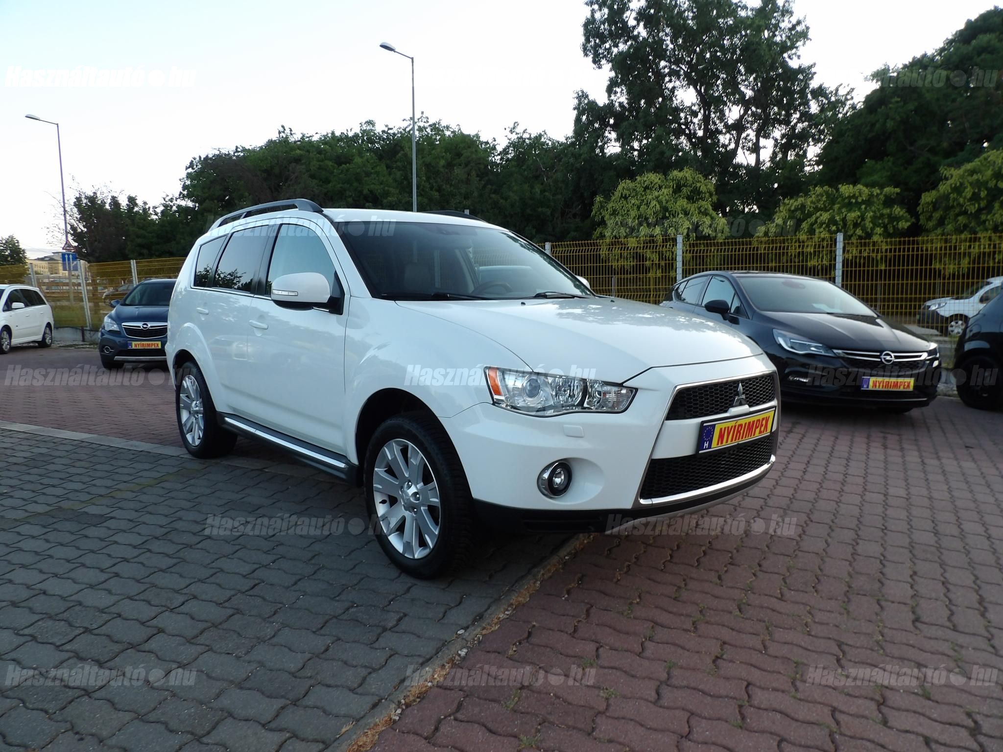 MITSUBISHI OUTLANDER 2011/9 - 1