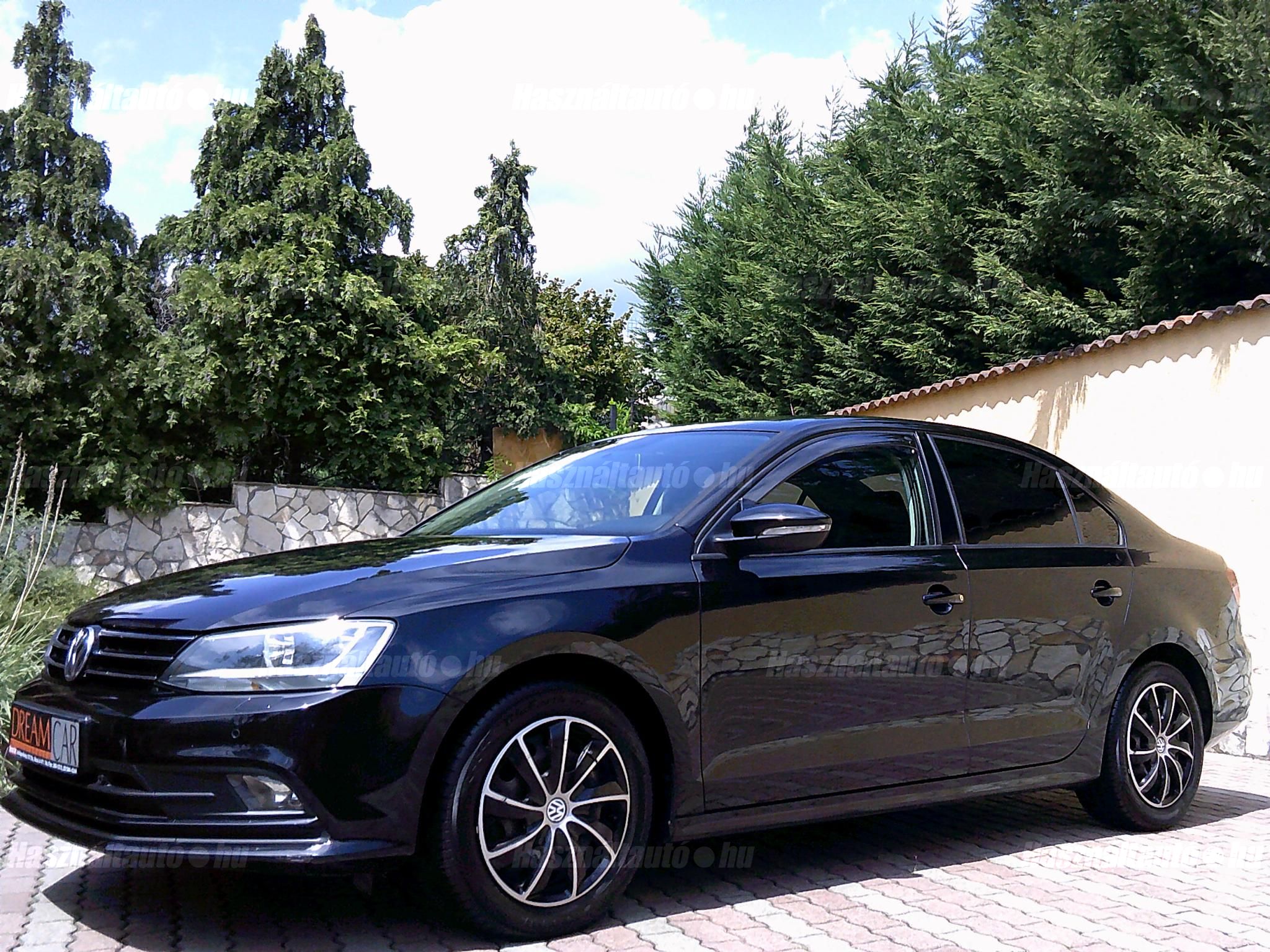 VOLKSWAGEN JETTA 2018/4 - 1