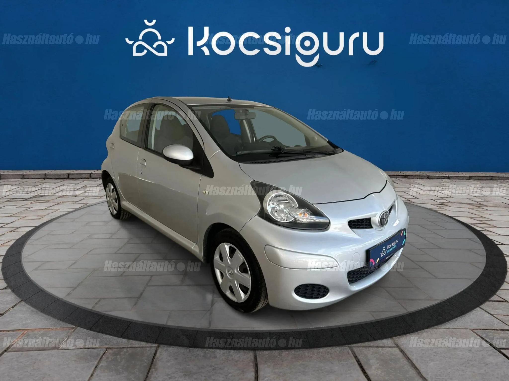 TOYOTA AYGO 2011/1 - 1