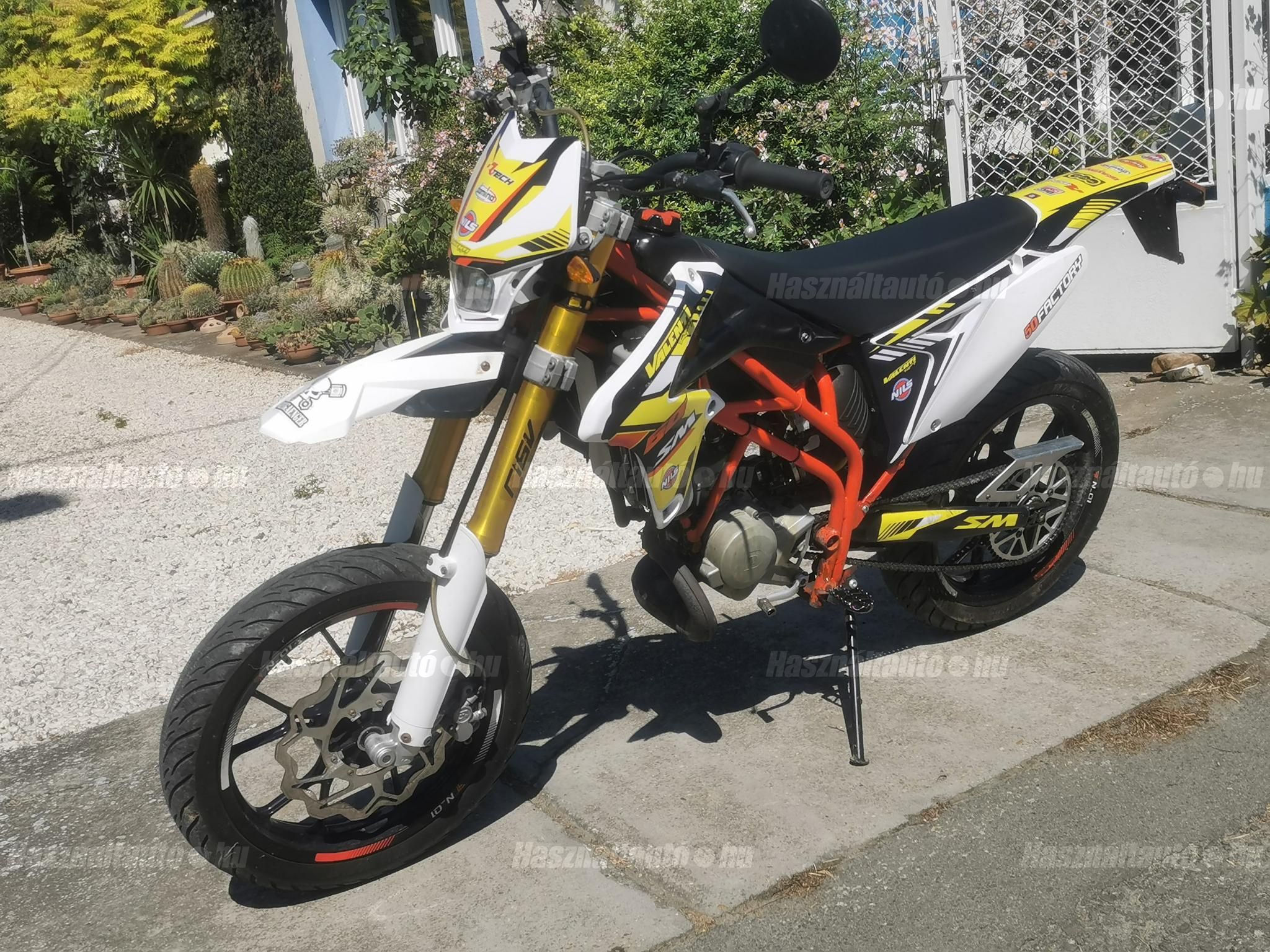SUZUKI EGYÉB 2016 - 1