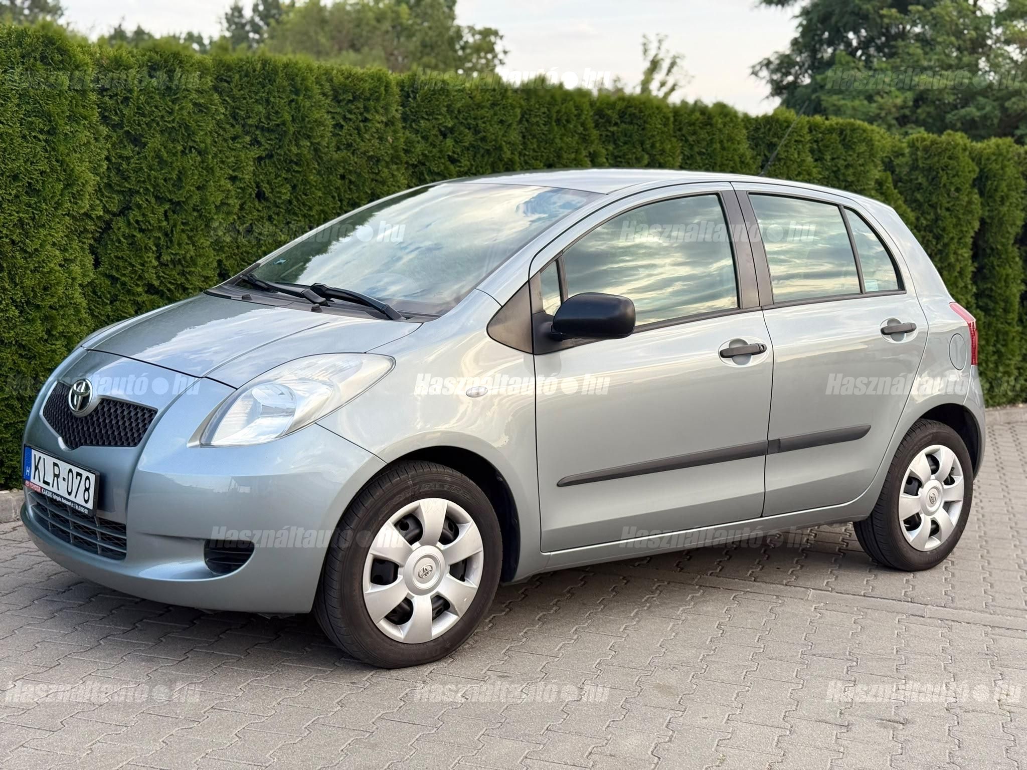 TOYOTA YARIS 2006/11 - 1