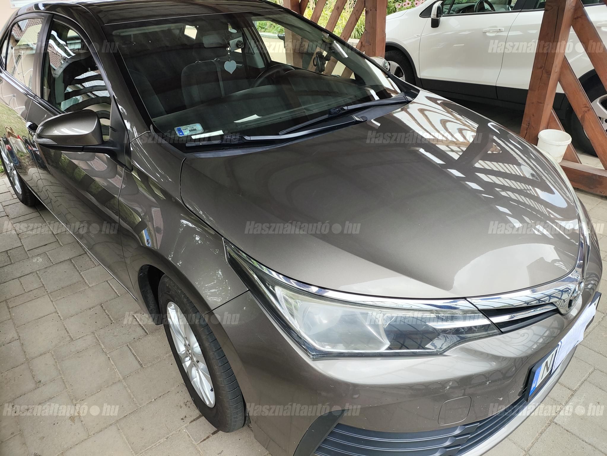 TOYOTA COROLLA 2016/11 - 1