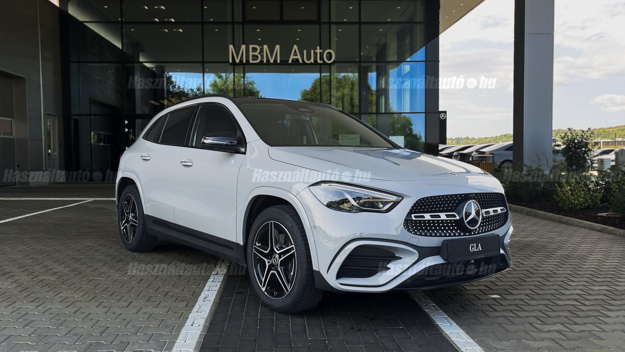 MERCEDES-BENZ GLA 200 2026 - 1