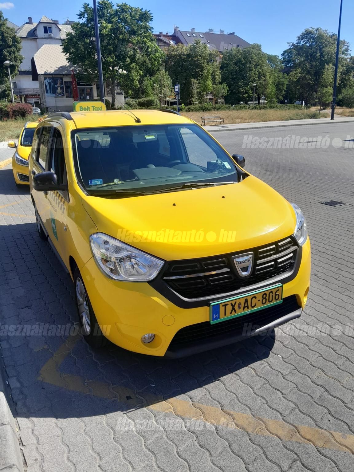 DACIA LODGY 2019/12 - 1