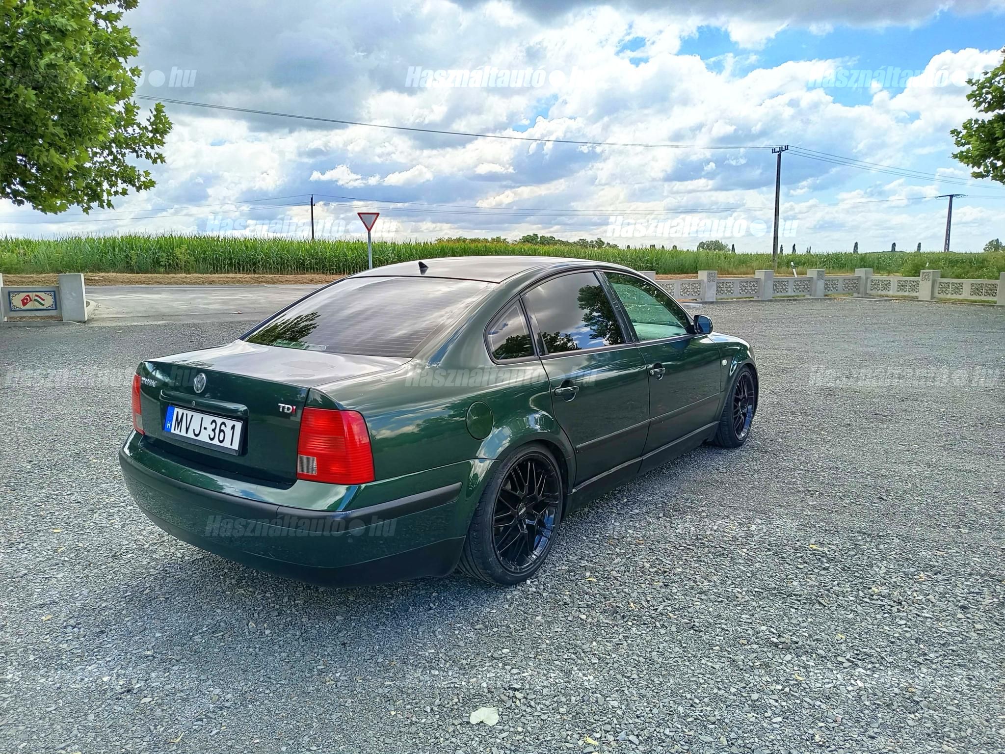 VOLKSWAGEN PASSAT 1997/5 - 1