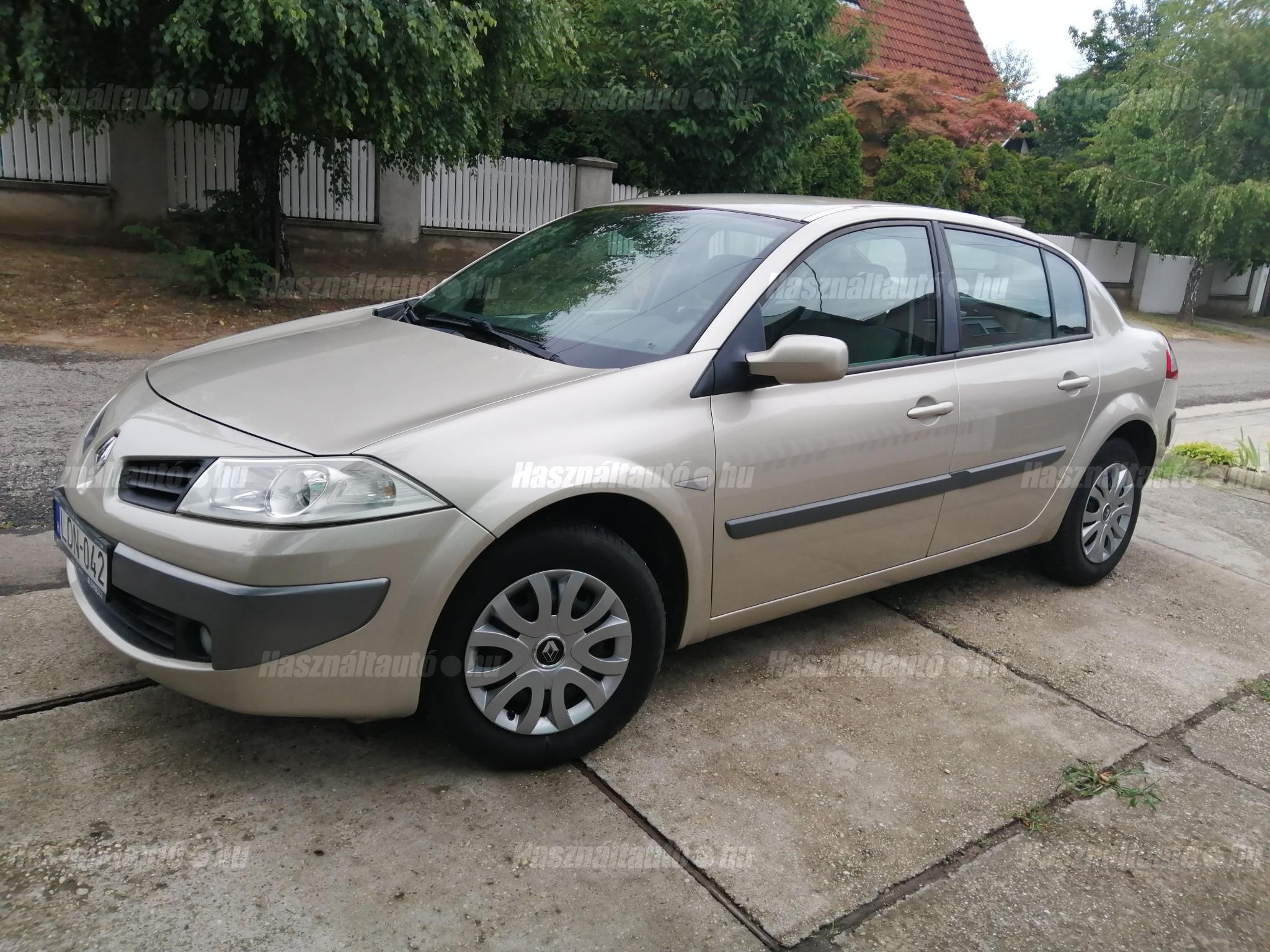RENAULT MEGANE 2007/6 - 1