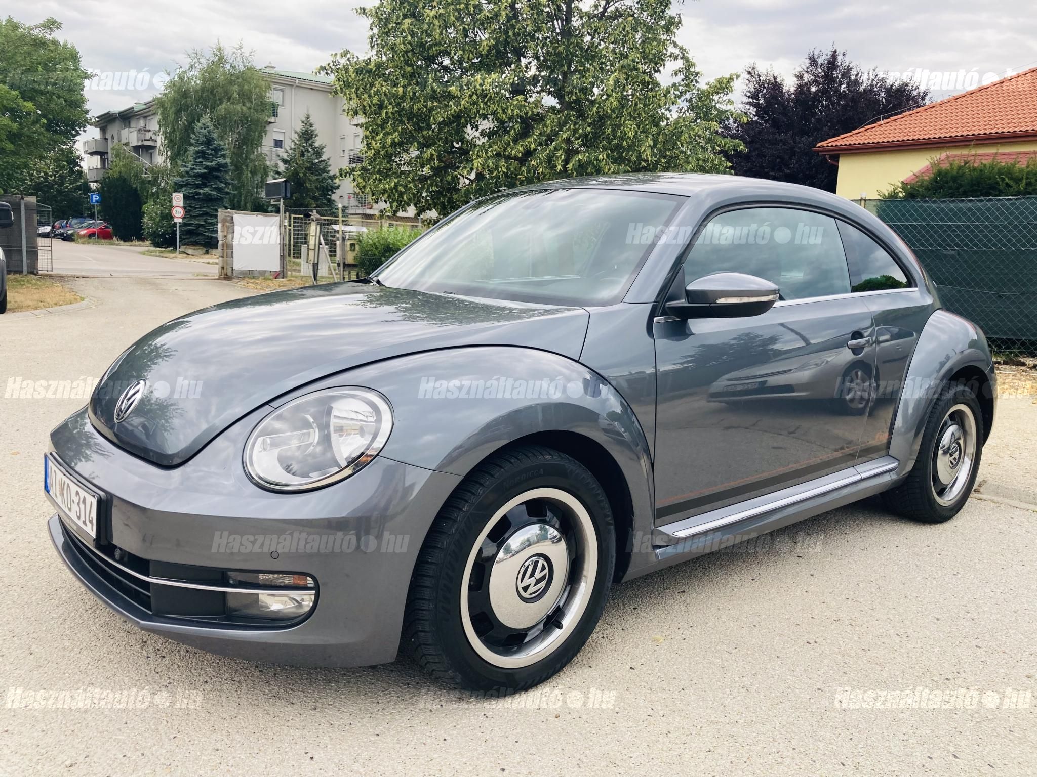 VOLKSWAGEN BEETLE 2014/10 - 1