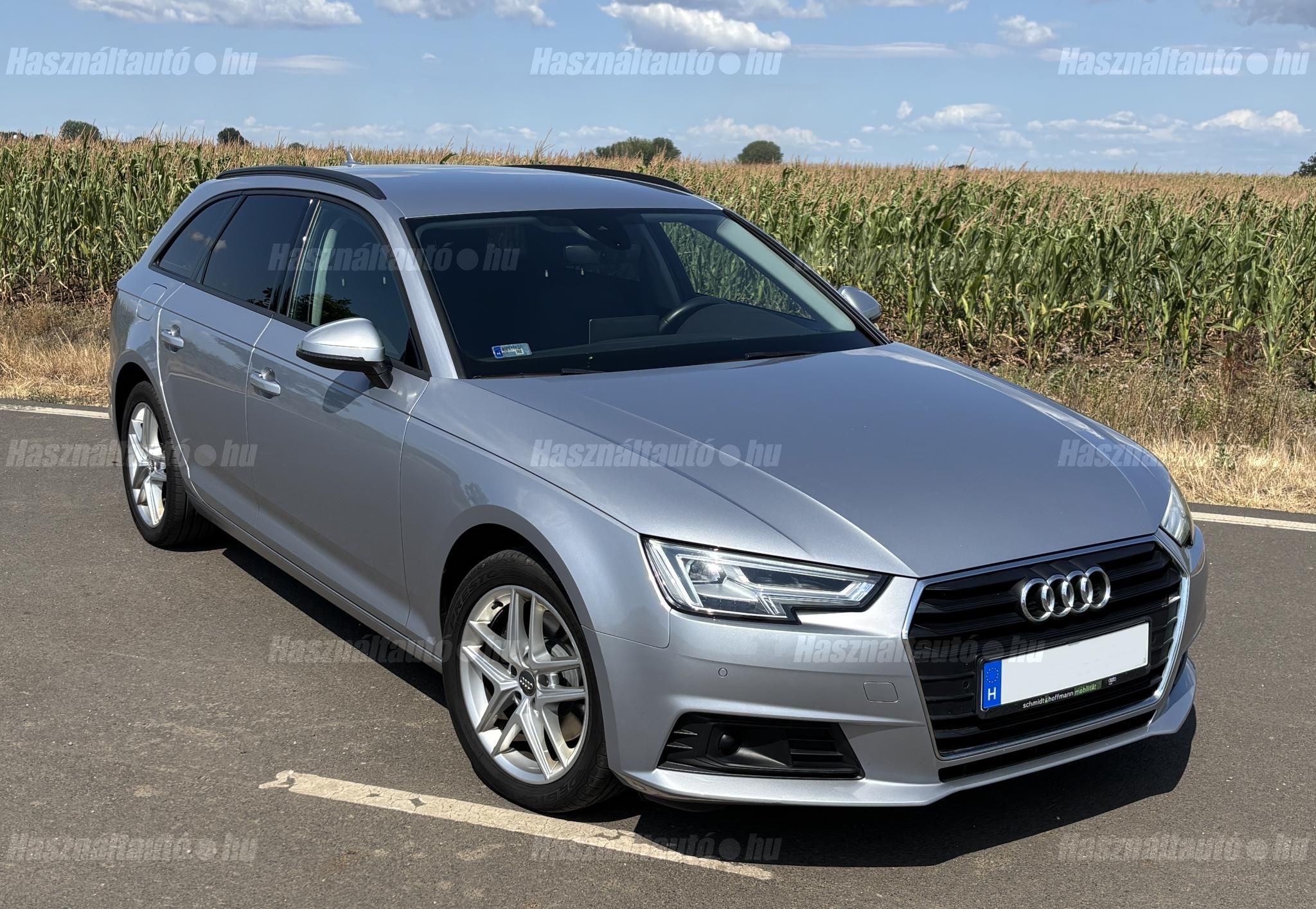 AUDI A4 2019/8 - 1