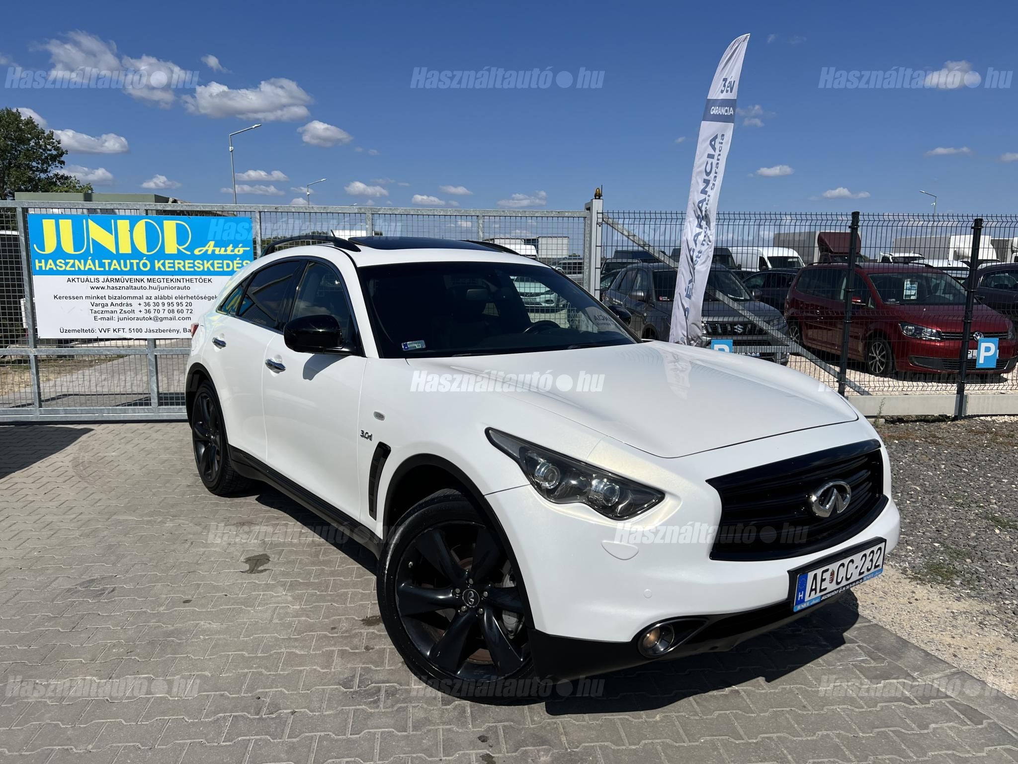 INFINITI QX70 2015/6 - 1