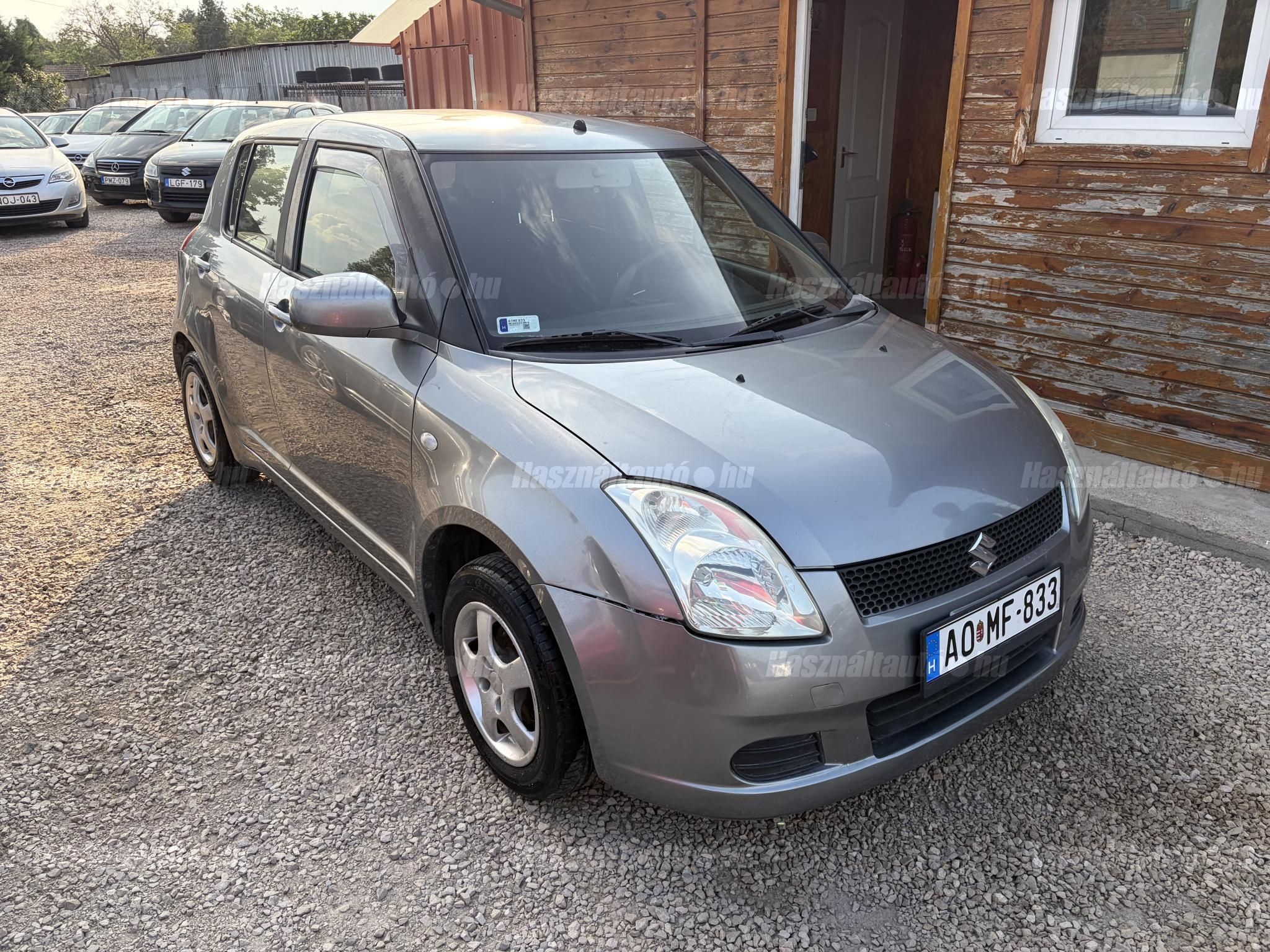 SUZUKI SWIFT 2005/2 - 1