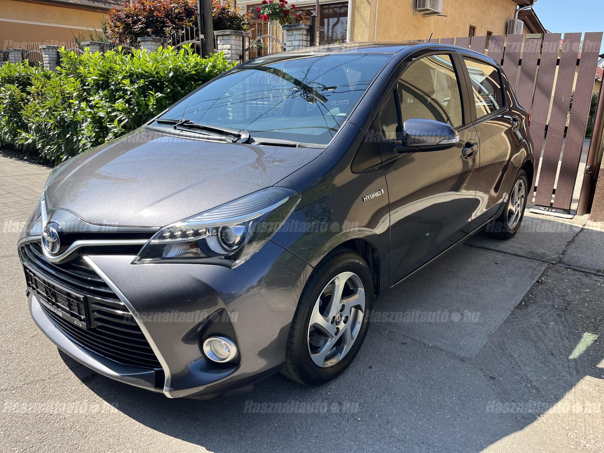 TOYOTA YARIS 2015/6 - 1