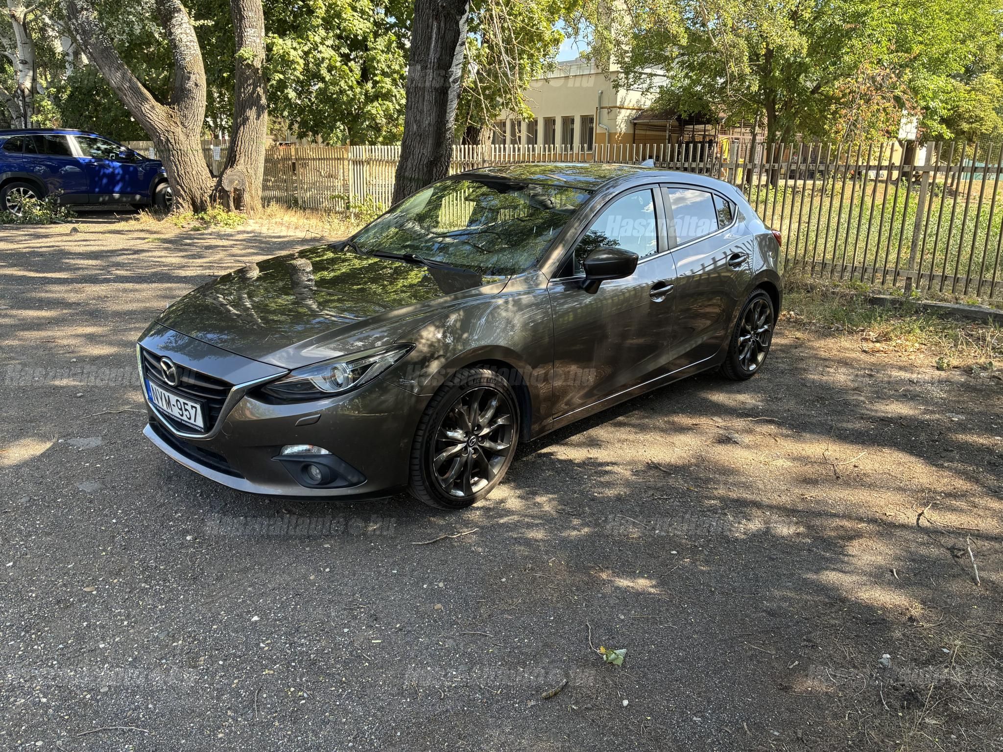 MAZDA 3 2016/11 - 1