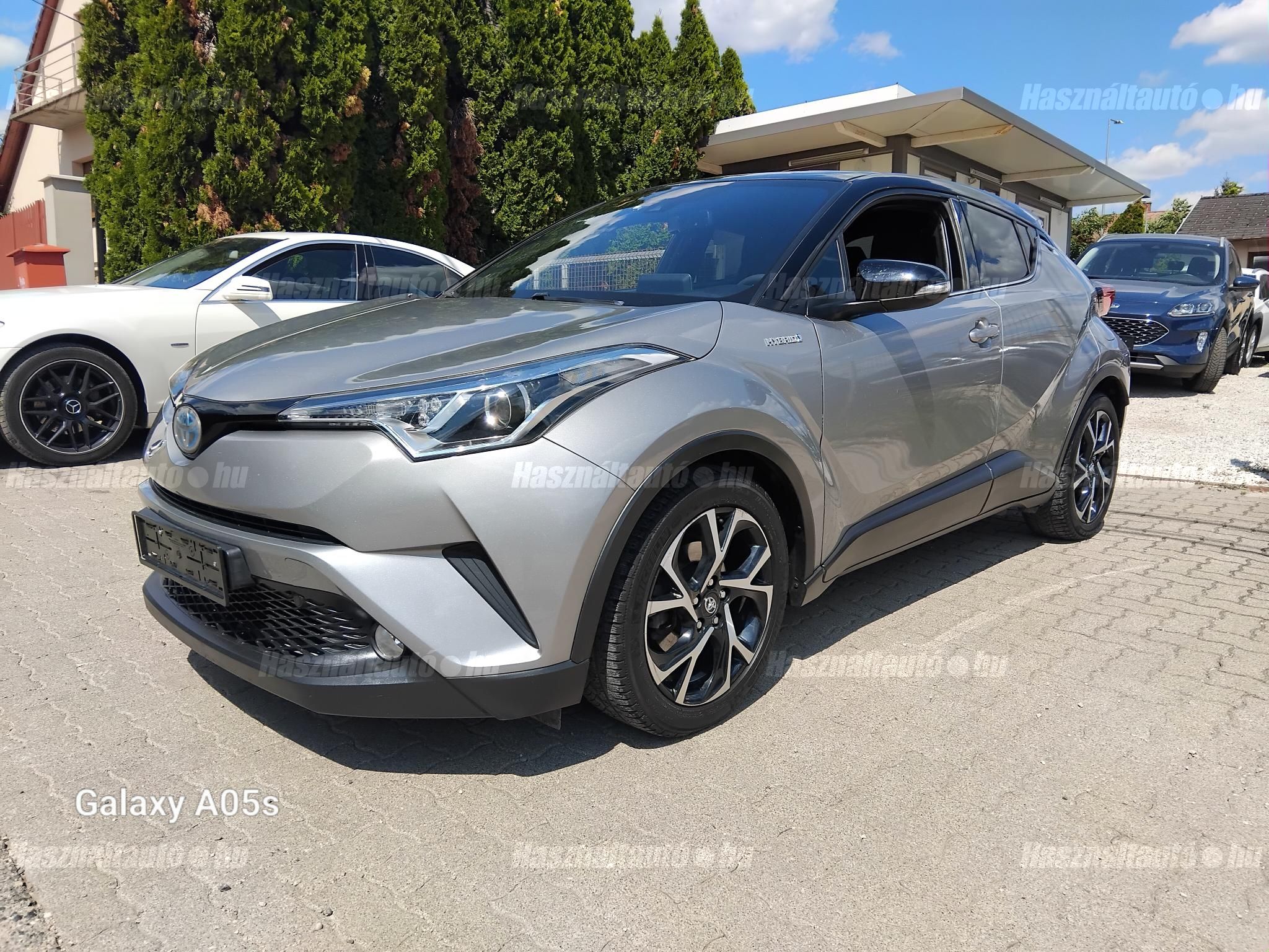 TOYOTA C-HR 2018/7 - 1