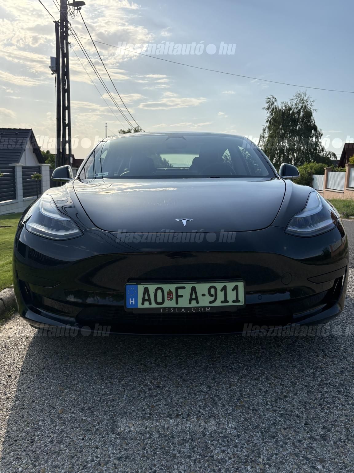TESLA MODEL 3 2019/9 - 1