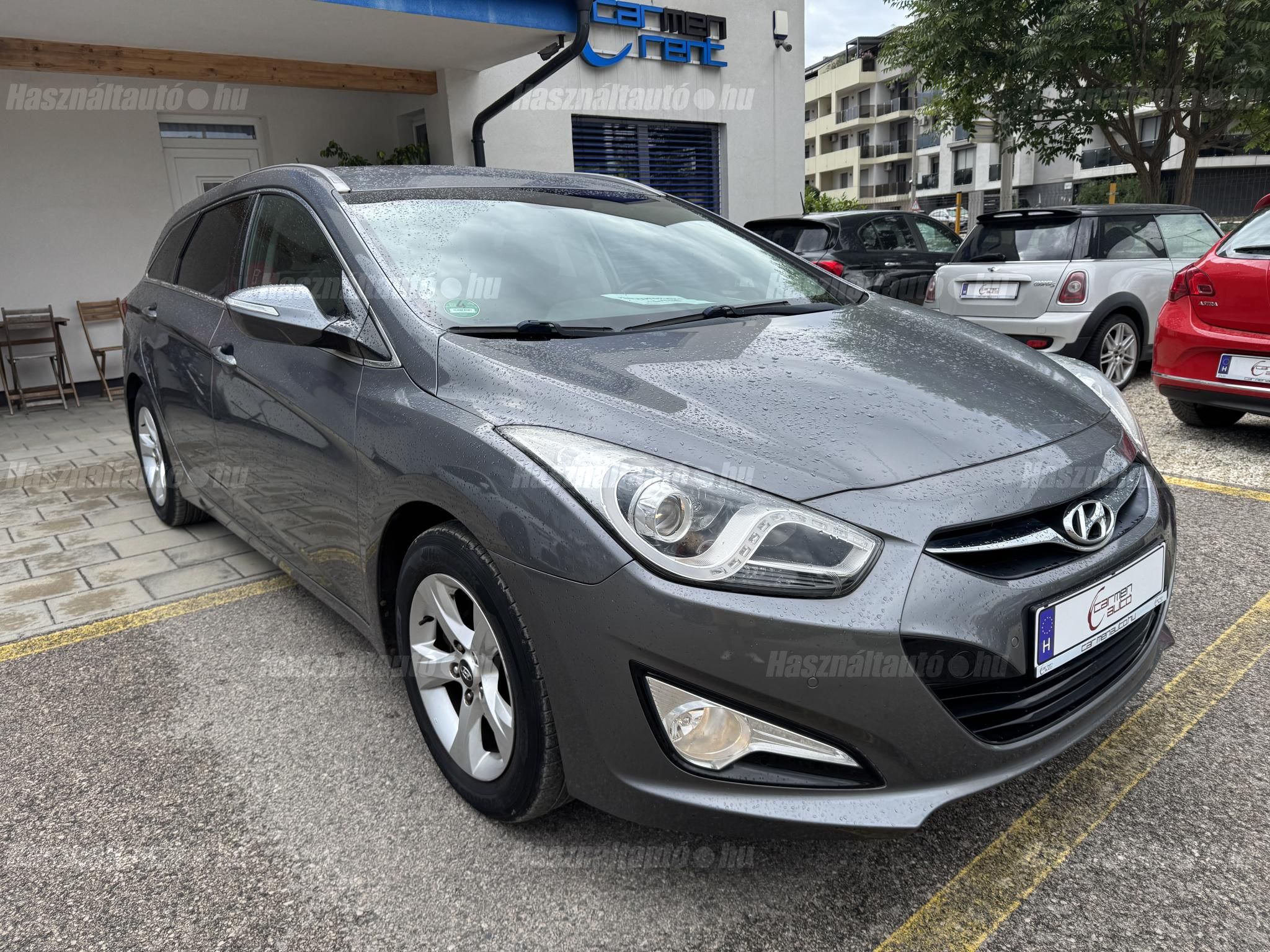 HYUNDAI I40 2011/8 - 1