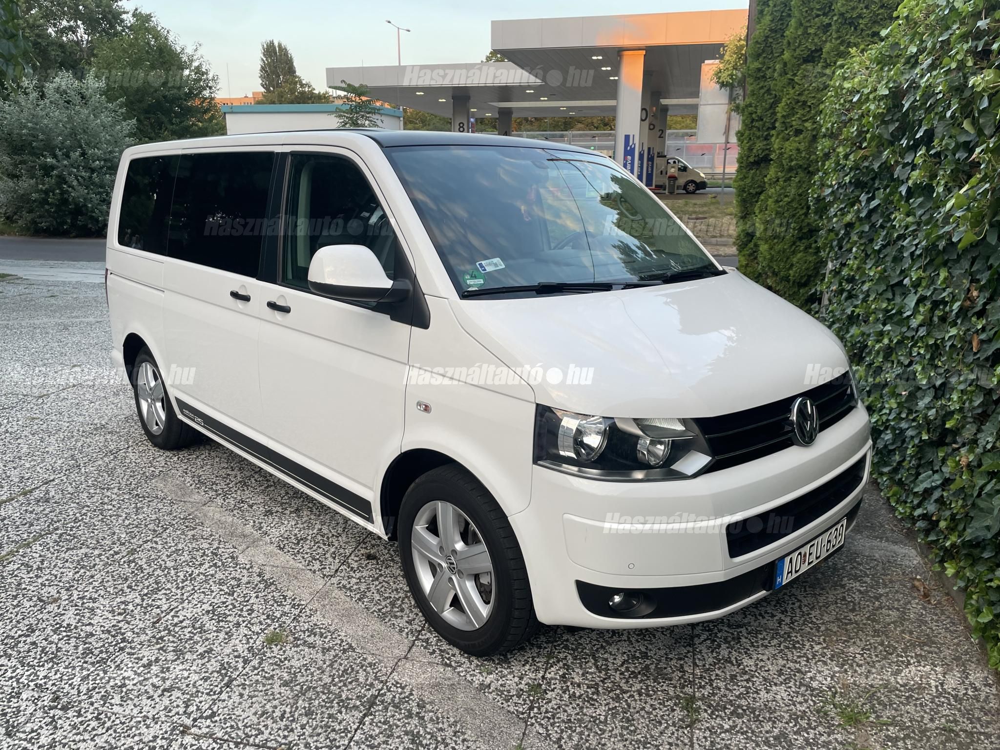 VOLKSWAGEN MULTIVAN 2015/9 - 1