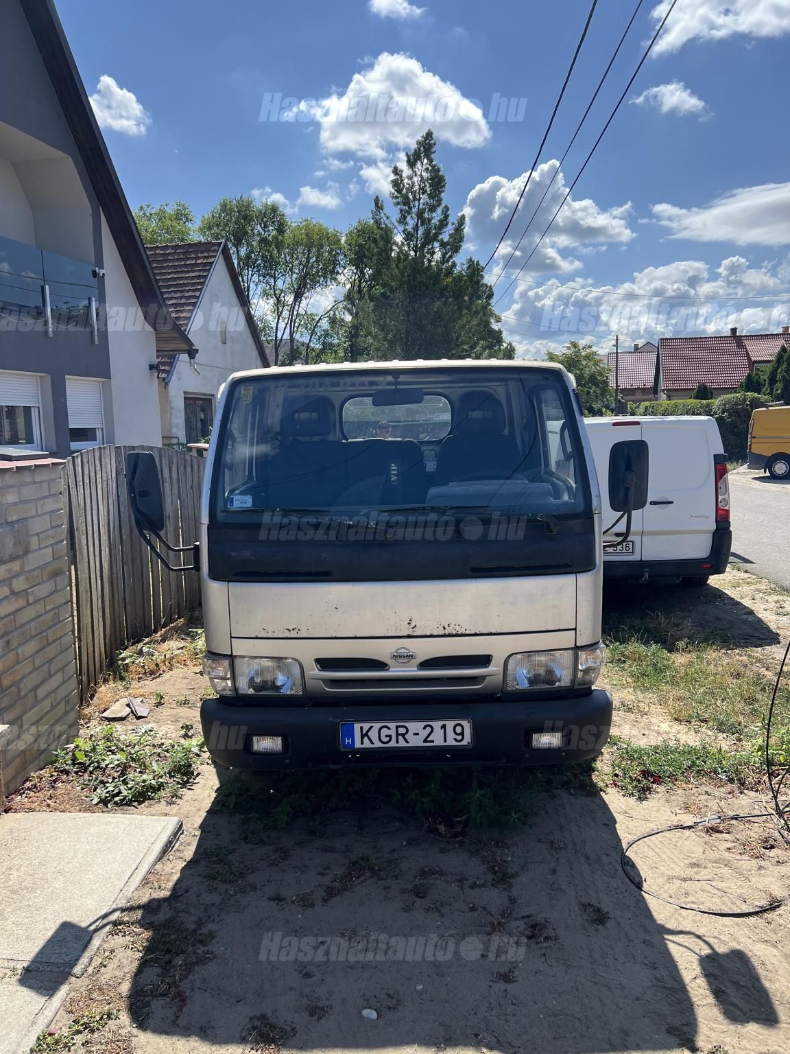 NISSAN CABSTAR 2000/8 - 1
